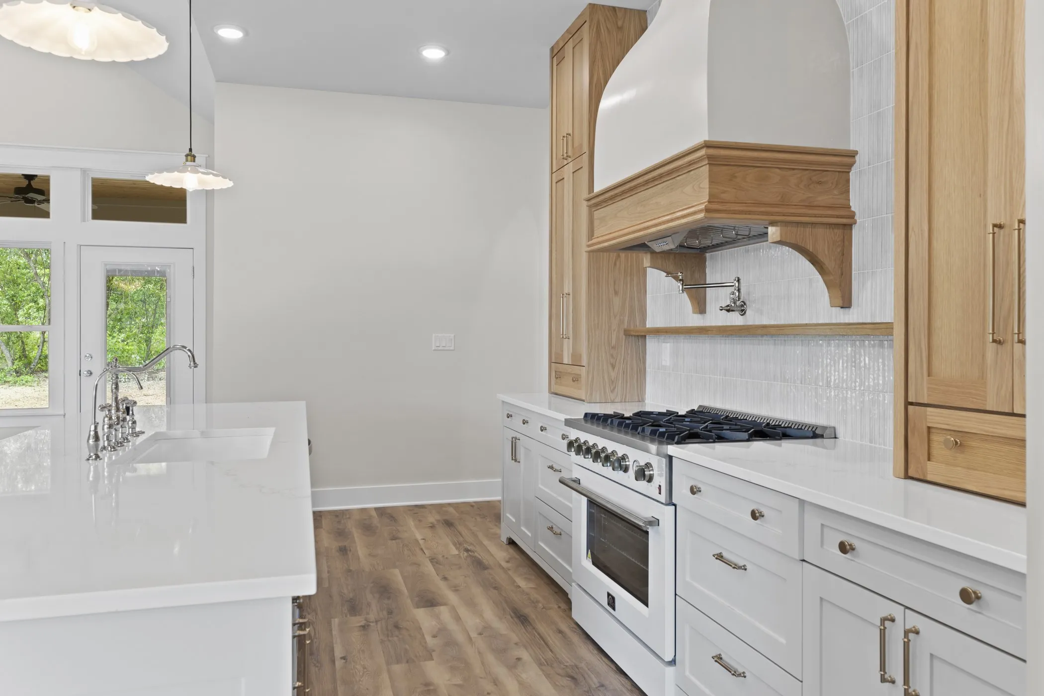 Single Family Residence For Sale in Smith County , 17300 Woodcrest Circle, Lindale, Texas 75771, 4 Bedroom, 4 Bathroom, 2 Garage spaces, 2,535 Sqft, built in 2026, New Construction - Complete, mls#21198028, Real Estate Agent in Lindale, Homes For Sale in Smith county, Homes For Sale in Lindale, Realtor in Lindale Texas, Real Estate Brokerage Independent Realty Texas, Luminita Cordes Realtor