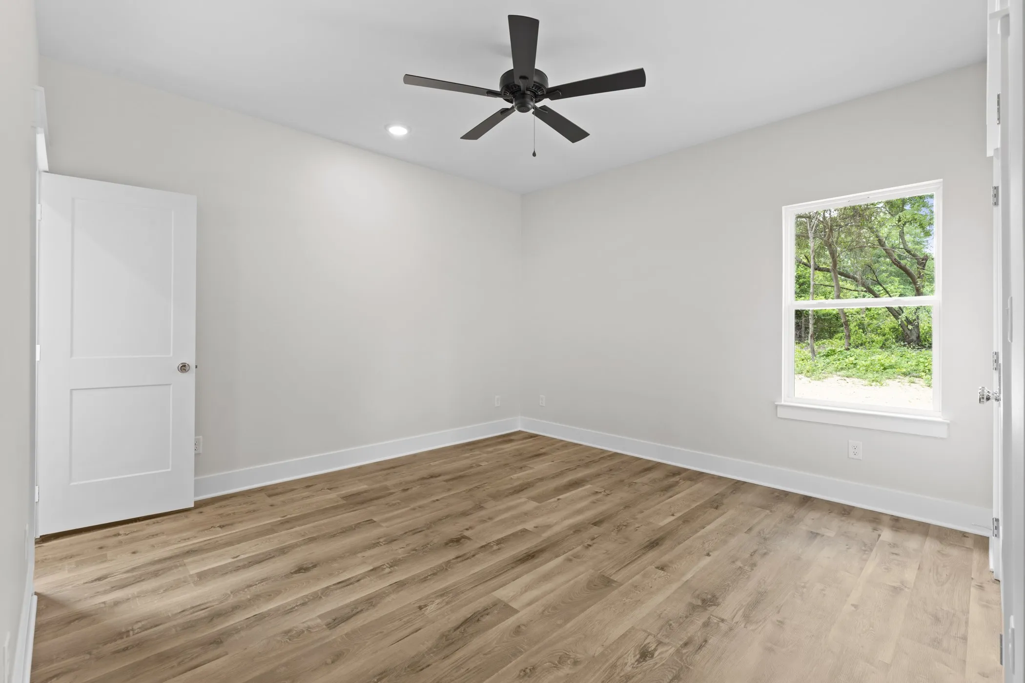 Single Family Residence For Sale in Smith County , 17300 Woodcrest Circle, Lindale, Texas 75771, 4 Bedroom, 4 Bathroom, 2 Garage spaces, 2,535 Sqft, built in 2026, New Construction - Complete, mls#21198028, Real Estate Agent in Lindale, Homes For Sale in Smith county, Homes For Sale in Lindale, Realtor in Lindale Texas, Real Estate Brokerage Independent Realty Texas, Luminita Cordes Realtor