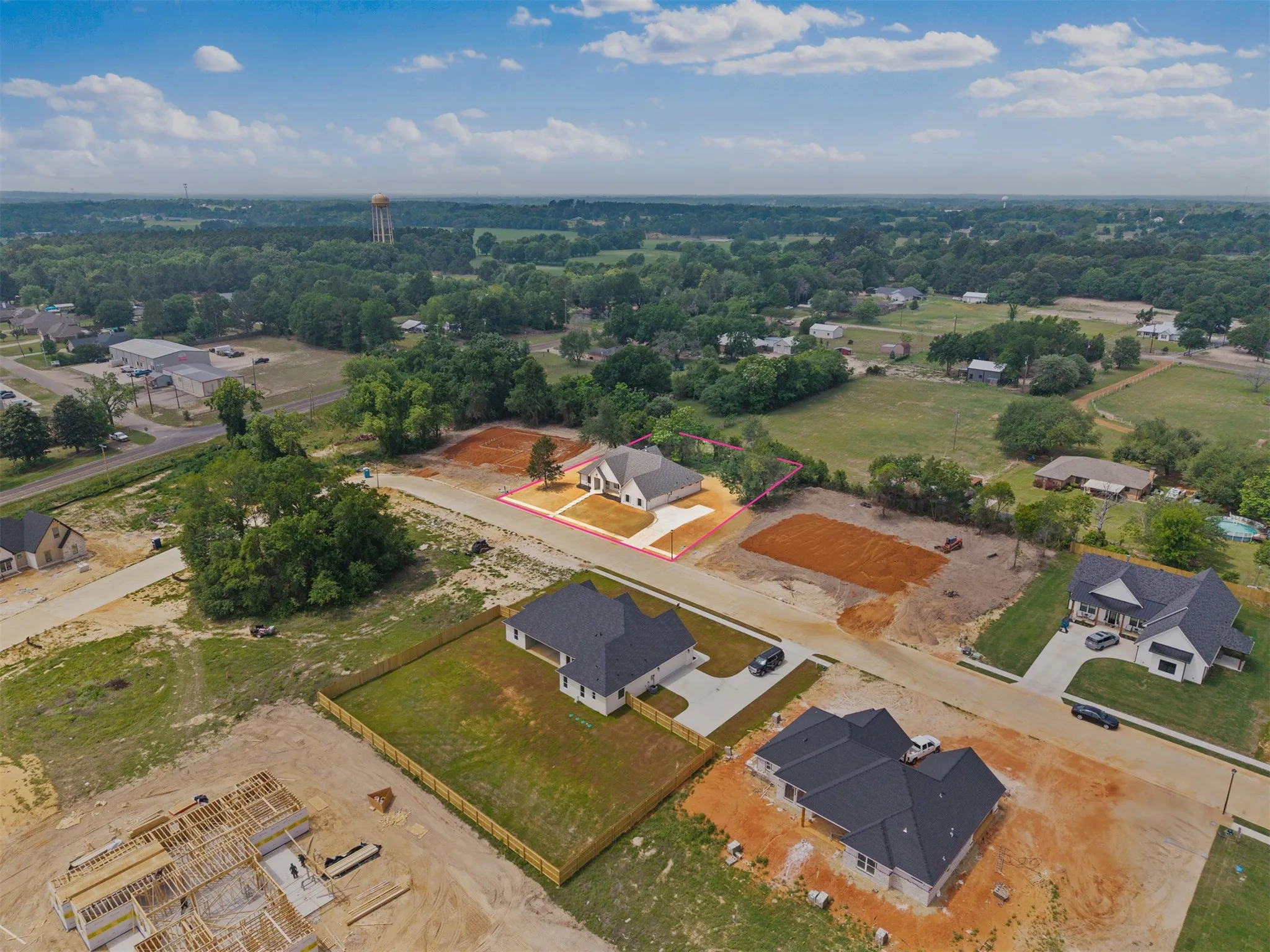 Single Family Residence For Sale in Smith County , 17300 Woodcrest Circle, Lindale, Texas 75771, 4 Bedroom, 4 Bathroom, 2 Garage spaces, 2,535 Sqft, built in 2026, New Construction - Complete, mls#21198028, Real Estate Agent in Lindale, Homes For Sale in Smith county, Homes For Sale in Lindale, Realtor in Lindale Texas, Real Estate Brokerage Independent Realty Texas, Luminita Cordes Realtor