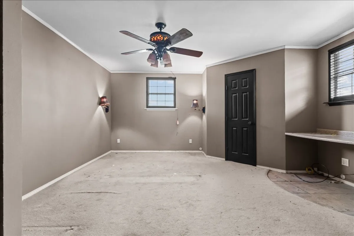 Mobile Home For Sale in Ellis County , 1021 Saralvo Road, Midlothian, Texas 76065, 3 Bedroom, 2 Bathroom, Garage spaces, 1,807 Sqft, built in 1982, mls#21195624, Real Estate Agent in Midlothian, Homes For Sale in Ellis county, Homes For Sale in Midlothian, Realtor in Midlothian Texas, Real Estate Brokerage Independent Realty Texas, Luminita Cordes Realtor