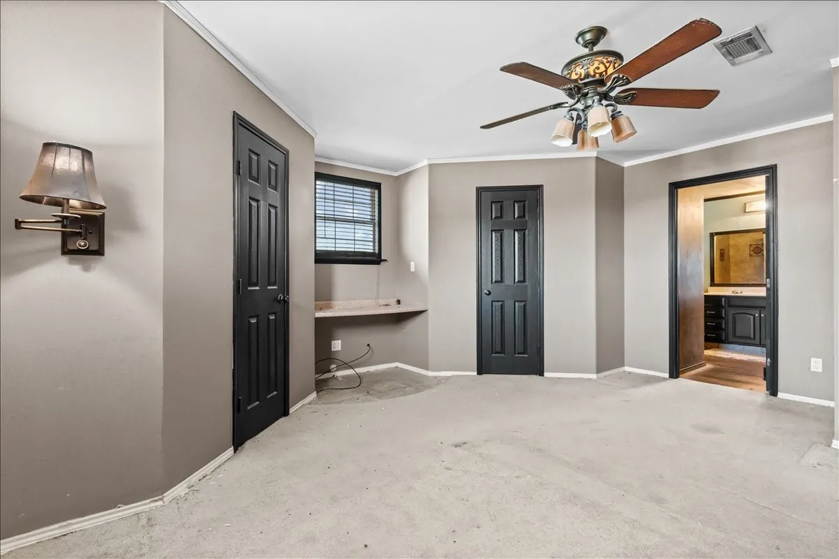 Mobile Home For Sale in Ellis County , 1021 Saralvo Road, Midlothian, Texas 76065, 3 Bedroom, 2 Bathroom, Garage spaces, 1,807 Sqft, built in 1982, mls#21195624, Real Estate Agent in Midlothian, Homes For Sale in Ellis county, Homes For Sale in Midlothian, Realtor in Midlothian Texas, Real Estate Brokerage Independent Realty Texas, Luminita Cordes Realtor