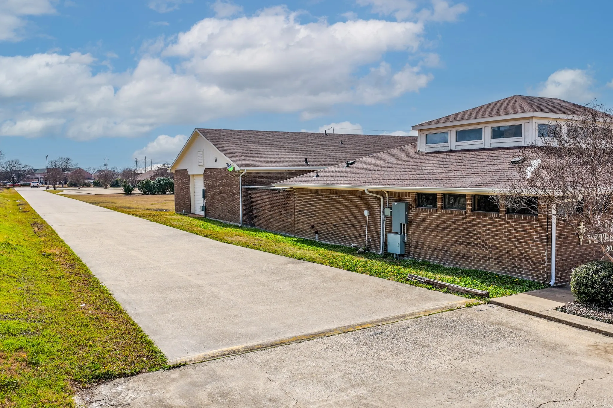 Retail For Sale in Rockwall County , 801 E Interstate 30, Rockwall, Texas 75087, 0, 0, Garage spaces, 0 Sqft, built in 1991, Preowned, Price $2,600,000, mls#21196786, Real Estate Agent in Rockwall, Homes For Sale in Rockwall county, Homes For Sale in Rockwall, Realtor in Rockwall Texas, Real Estate Brokerage Independent Realty Texas, Luminita Cordes Realtor