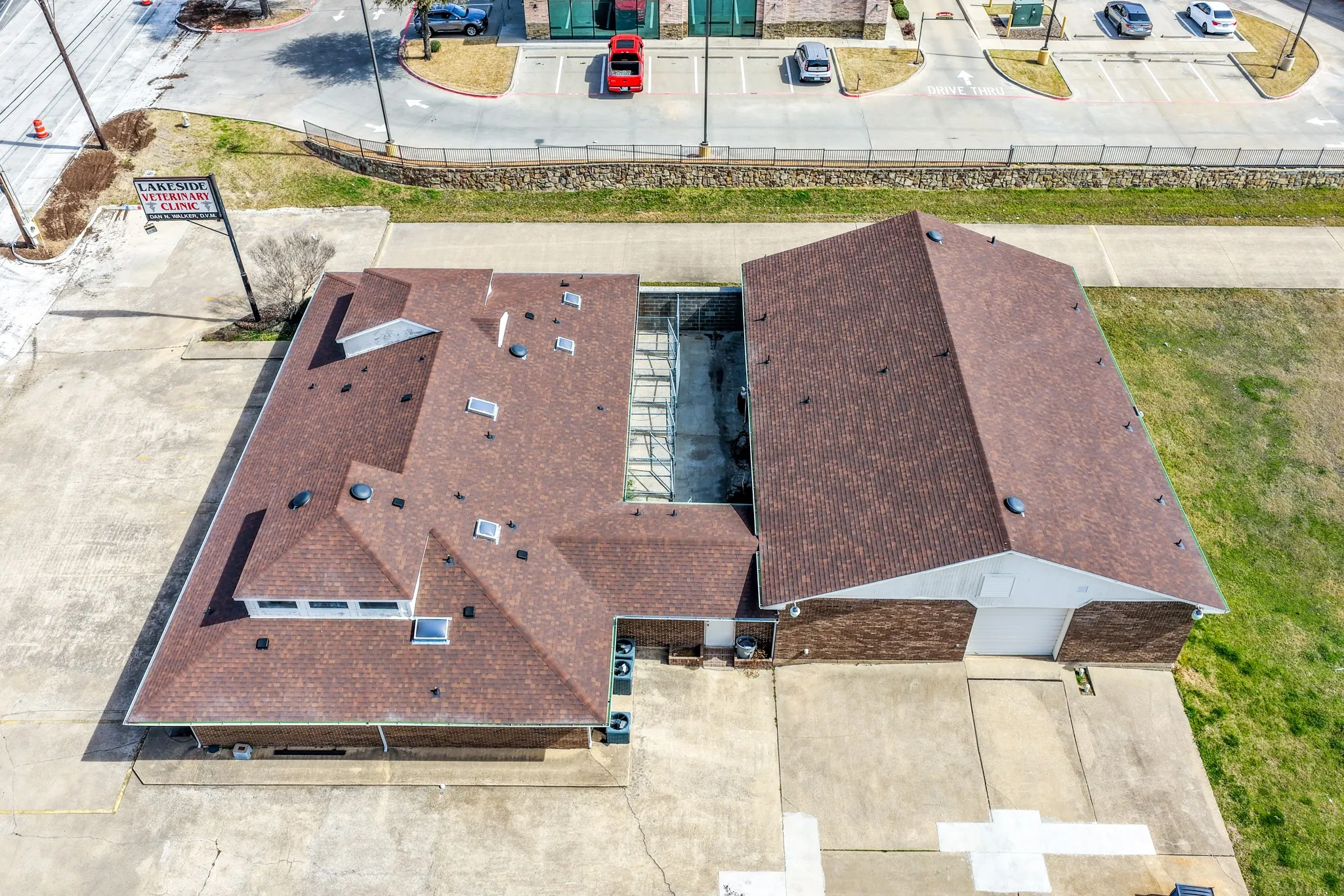Aerial view of property and surrounding area