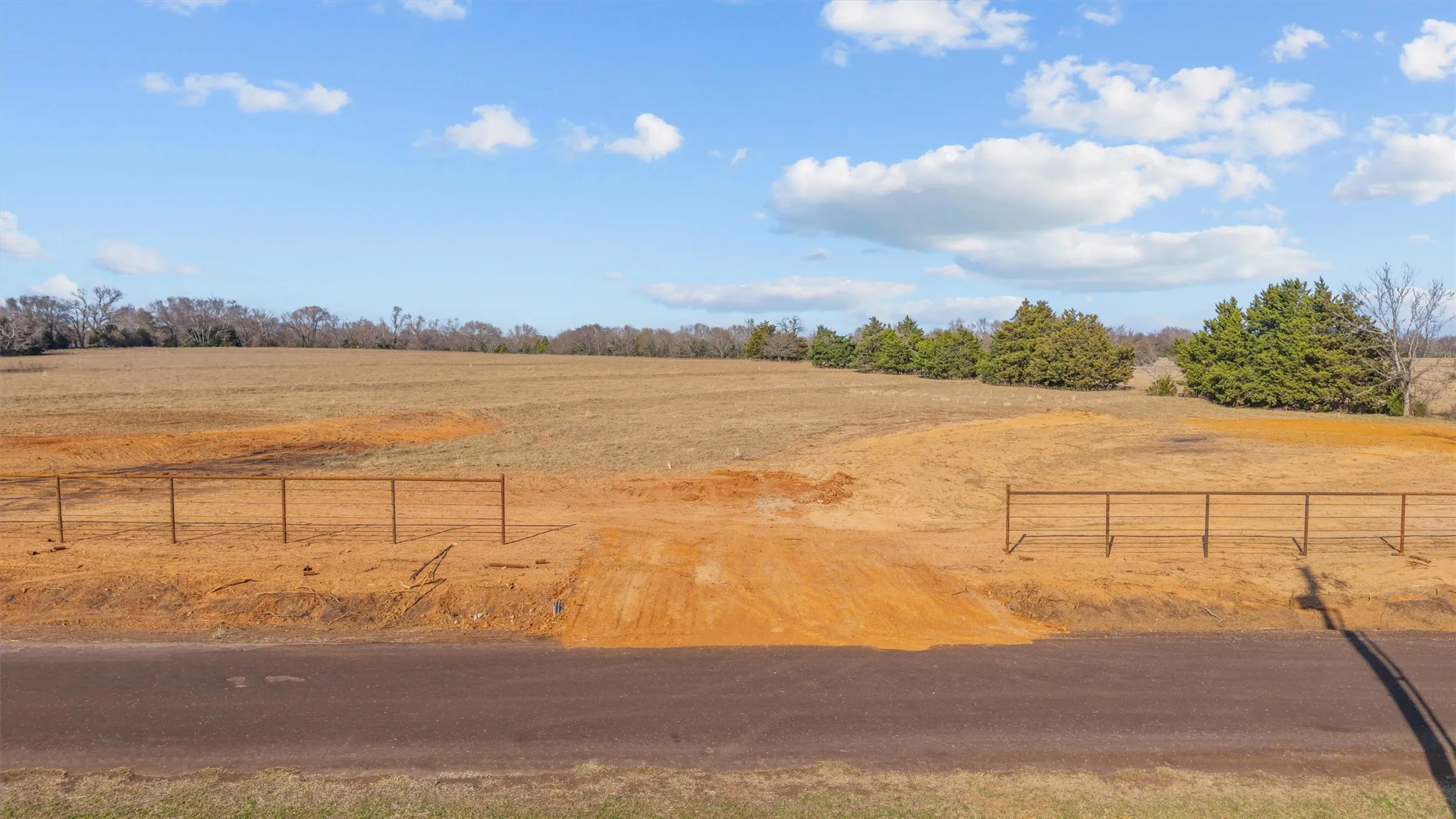 Unimproved Land For Sale in Smith County , 17700 County Road 477, Lindale, Texas 75771, 0, 0, Garage spaces, 0 Sqft, built in 0, mls#21198169, Real Estate Agent in Lindale, Homes For Sale in Smith county, Homes For Sale in Lindale, Realtor in Lindale Texas, Real Estate Brokerage Independent Realty Texas, Luminita Cordes Realtor
