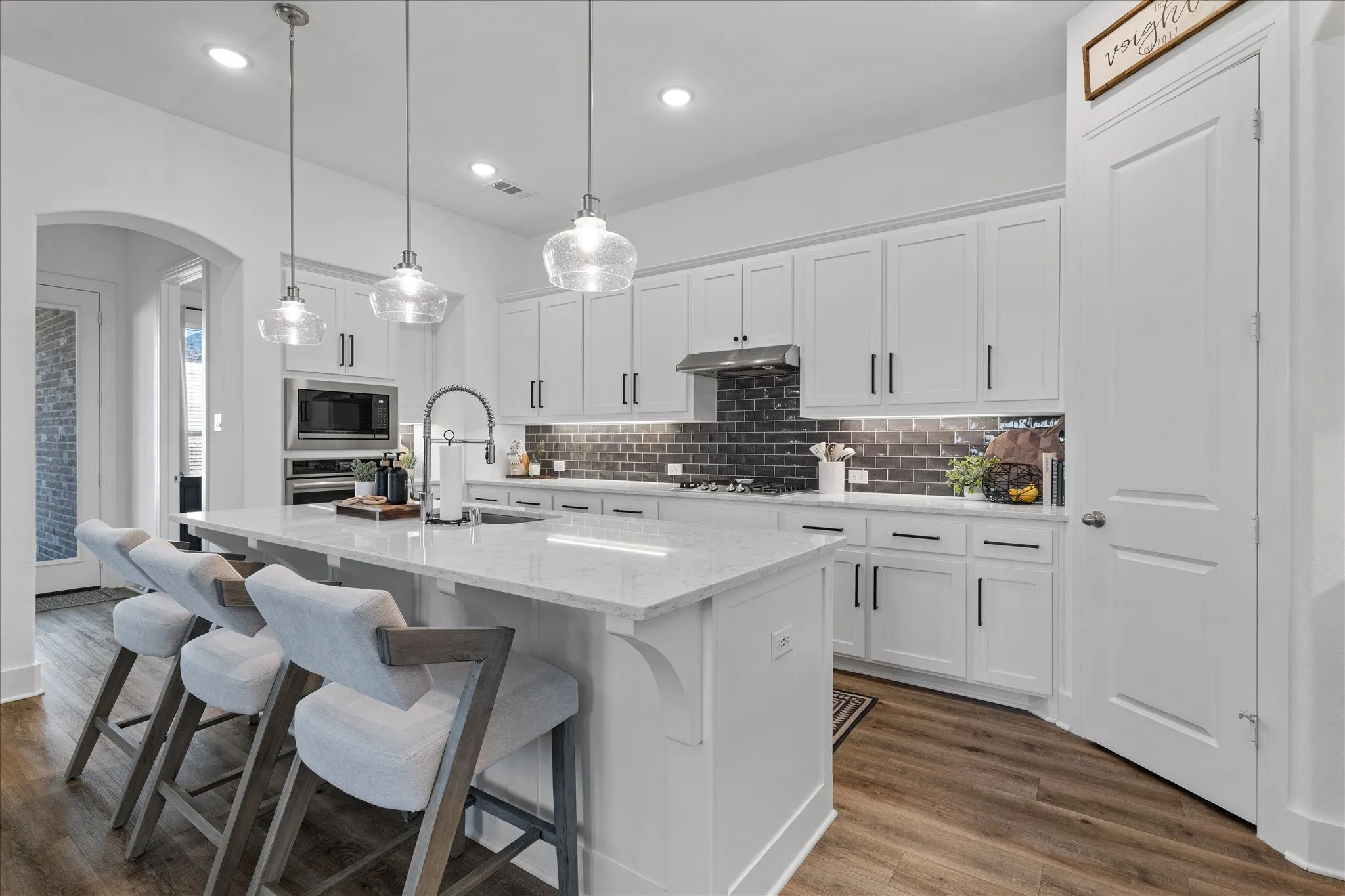 Single Family Residence For Sale in Denton County , 1332 Thompson Road, Argyle, Texas 76226, 4 Bedroom, 4 Bathroom, 2 Garage spaces, 2,765 Sqft, built in 2021, mls#21195740, Real Estate Agent in Argyle, Homes For Sale in Denton county, Homes For Sale in Argyle, Realtor in Argyle Texas, Real Estate Brokerage Independent Realty Texas, Luminita Cordes Realtor