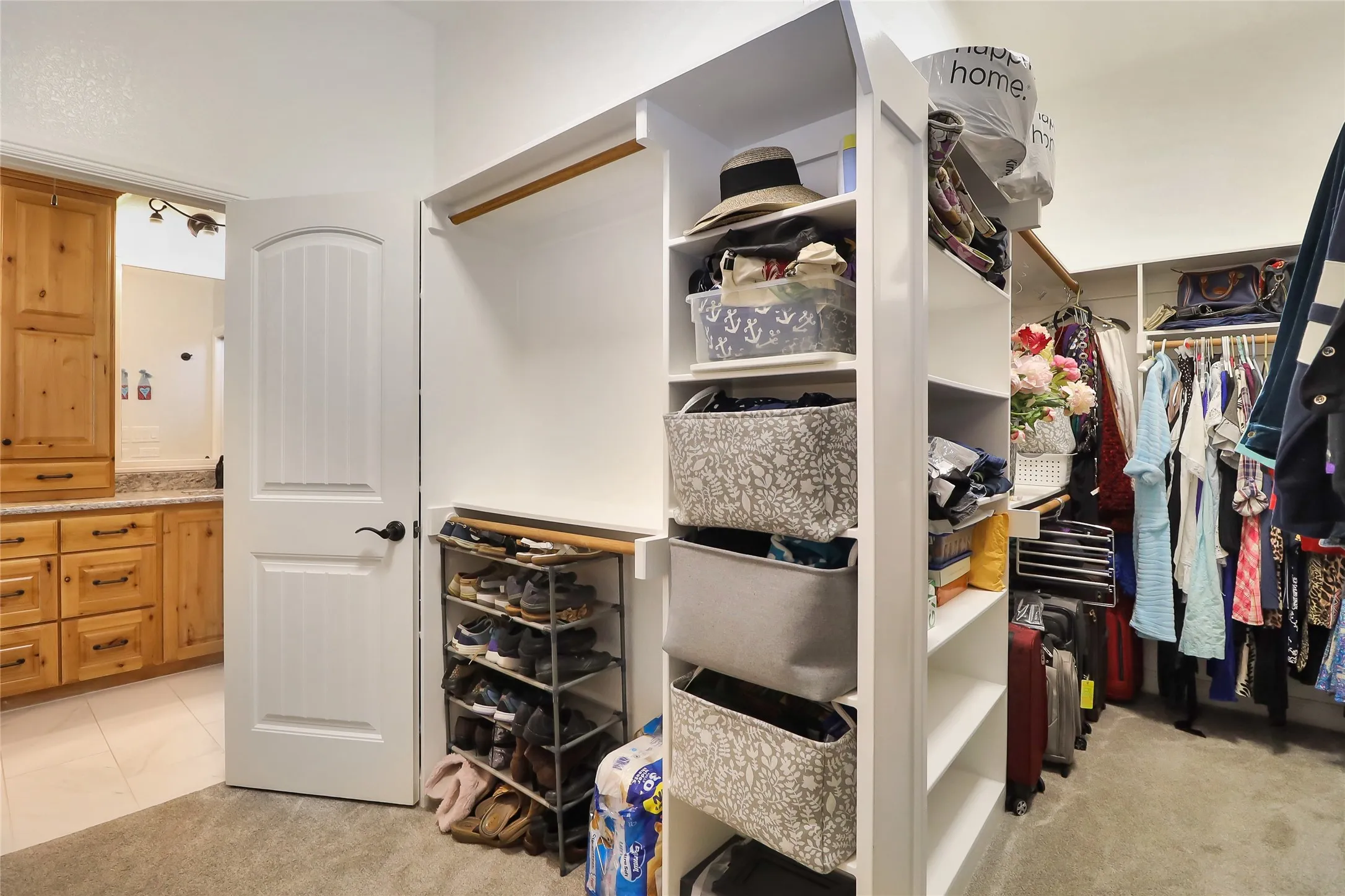 Single Family Residence For Sale in Hood County , 8701 Oakland Court, Granbury, Texas 76049, 3 Bedrooms, 2 Bathrooms, 3 Garage spaces, 2,121 Sqft, built in 2020, Price $484,999, mls#21198220, Real Estate Agent in Granbury, Homes For Sale in Hood county, Homes For Sale in Granbury, Realtor in Granbury Texas, Real Estate Brokerage Independent Realty Texas, Luminita Cordes Realtor