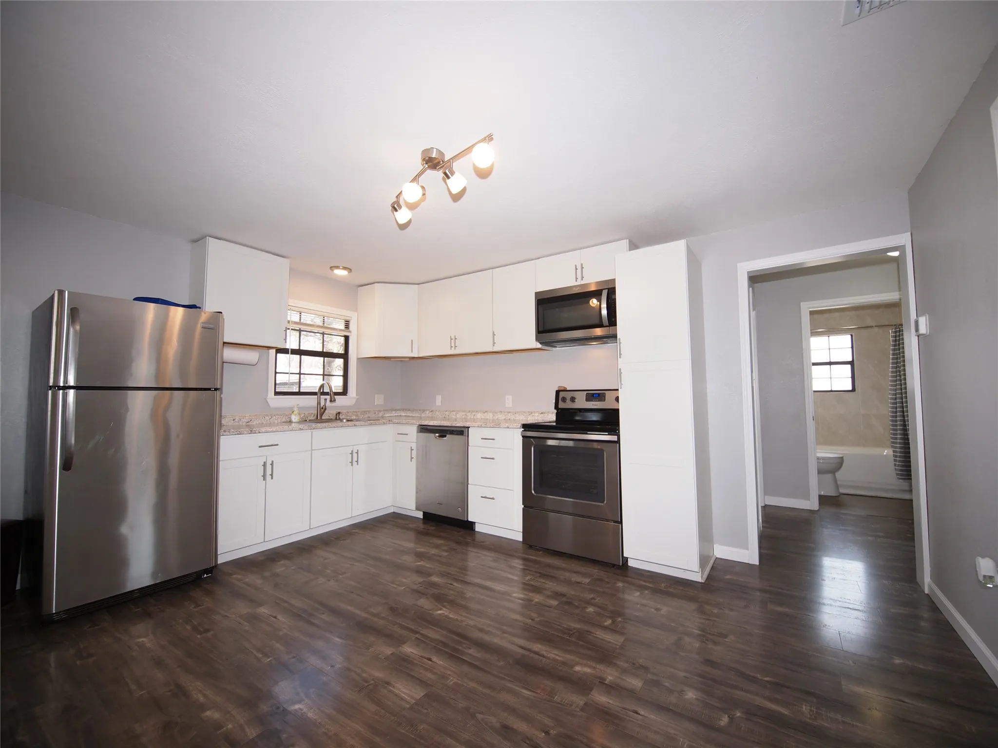 Single Family Residence For Sale in Young County , 1327 Old Jacksboro Road, Graham, Texas 76450, 2 Bedroom, 1 Bathroom, Garage spaces, 852 Sqft, built in 1945, mls#21198235, Real Estate Agent in Graham, Homes For Sale in Young county, Homes For Sale in Graham, Realtor in Graham Texas, Real Estate Brokerage Independent Realty Texas, Luminita Cordes Realtor
