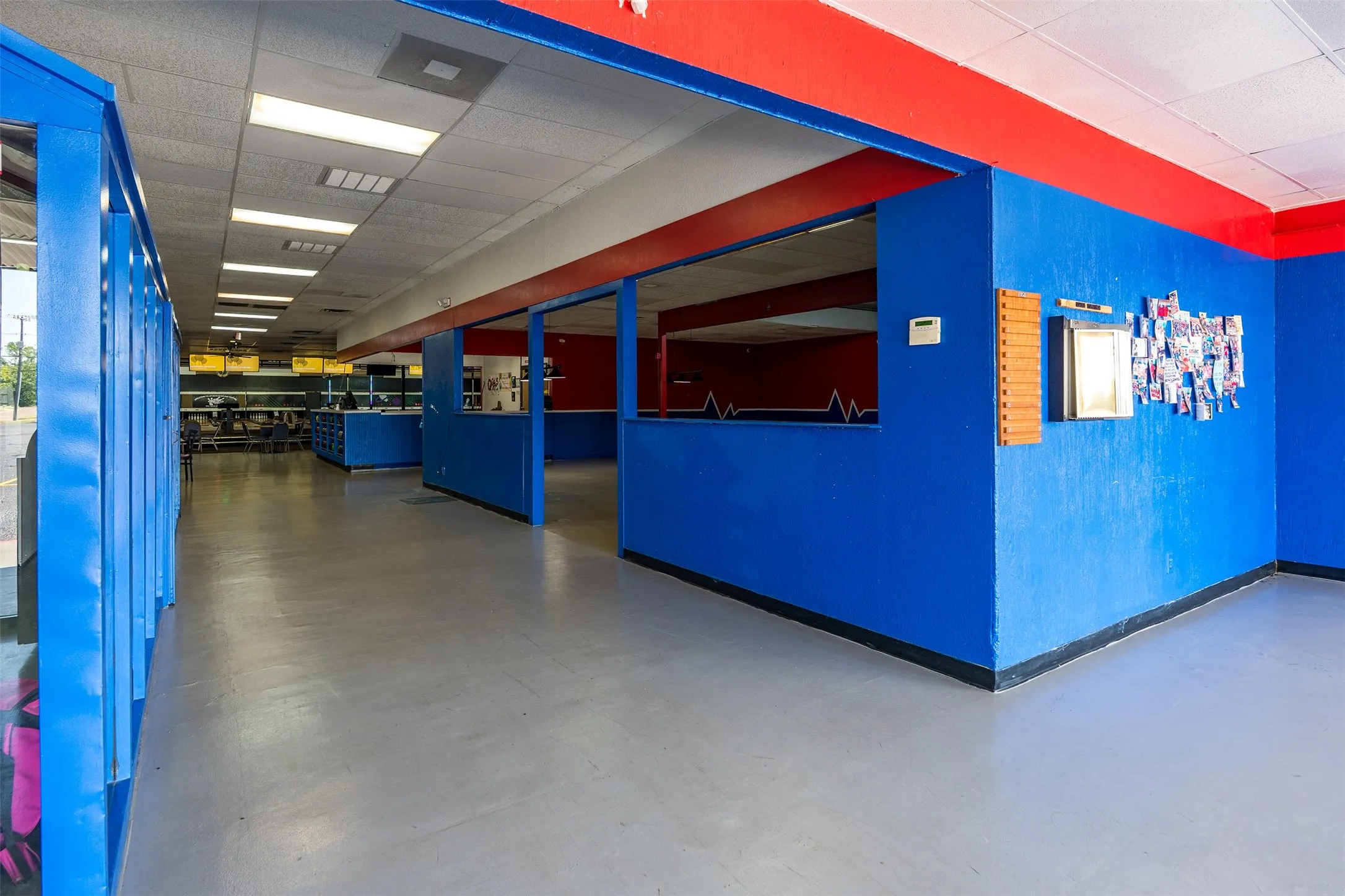 Entry - Game Room & Pro Shop