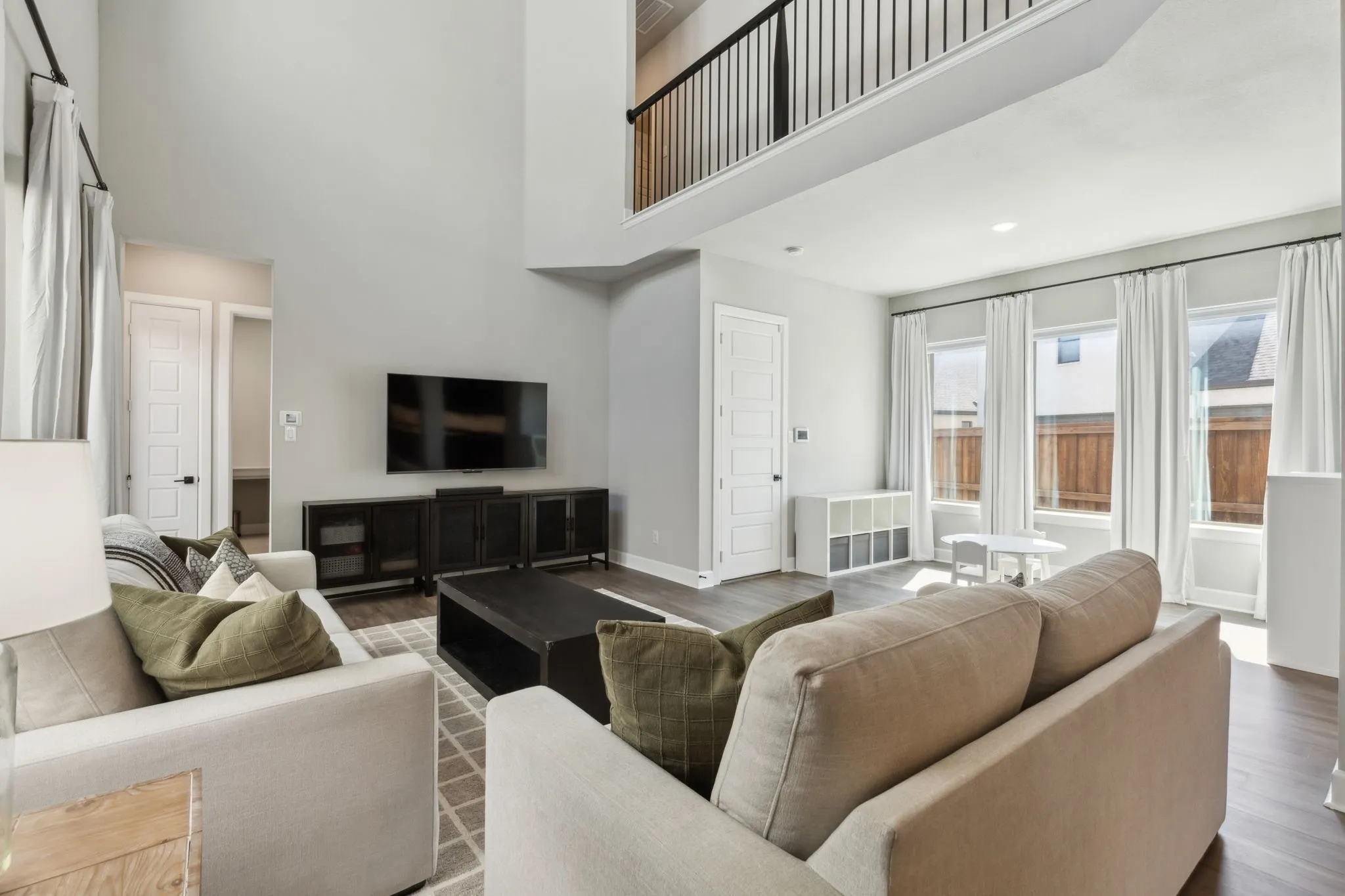 Single Family Residence For Sale in Parker County , 2121 Tolleson Drive, Fort Worth, Texas 76008, 3 Bedroom, 3 Bathroom, 2 Garage spaces, 2,766 Sqft, built in 2021, Preowned, mls#21196254, Real Estate Agent in Fort Worth, Homes For Sale in Parker county, Homes For Sale in Fort Worth, Realtor in Fort Worth Texas, Real Estate Brokerage Independent Realty Texas, Luminita Cordes Realtor