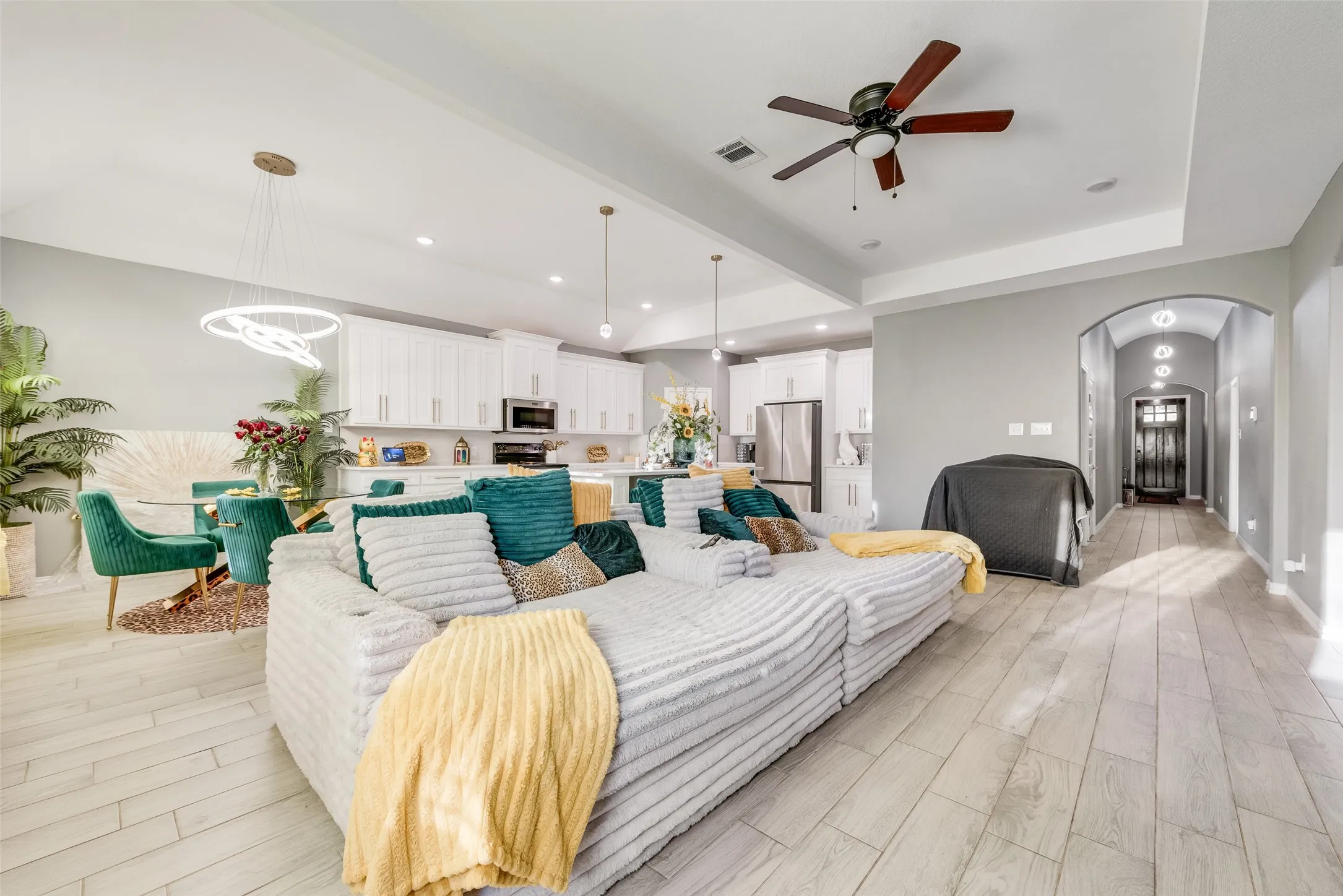Single Family Residence For Sale in Dallas County , 4225 Elkins Avenue, Lancaster, Texas 75134, 4 Bedroom, 3 Bathroom, 2 Garage spaces, 2,193 Sqft, built in 2021, mls#21197268, Real Estate Agent in Lancaster, Homes For Sale in Dallas county, Homes For Sale in Lancaster, Realtor in Lancaster Texas, Real Estate Brokerage Independent Realty Texas, Luminita Cordes Realtor