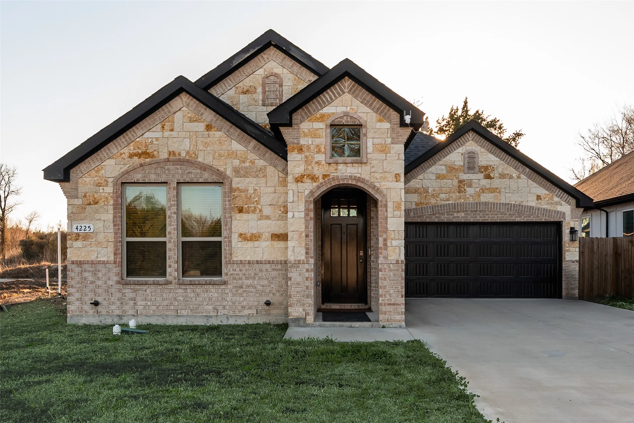 Single Family Residence For Sale in Dallas County , 4225 Elkins Avenue, Lancaster, Texas 75134, 4 Bedroom, 3 Bathroom, 2 Garage spaces, 2,193 Sqft, built in 2021, mls#21197268, Real Estate Agent in Lancaster, Homes For Sale in Dallas county, Homes For Sale in Lancaster, Realtor in Lancaster Texas, Real Estate Brokerage Independent Realty Texas, Luminita Cordes Realtor
