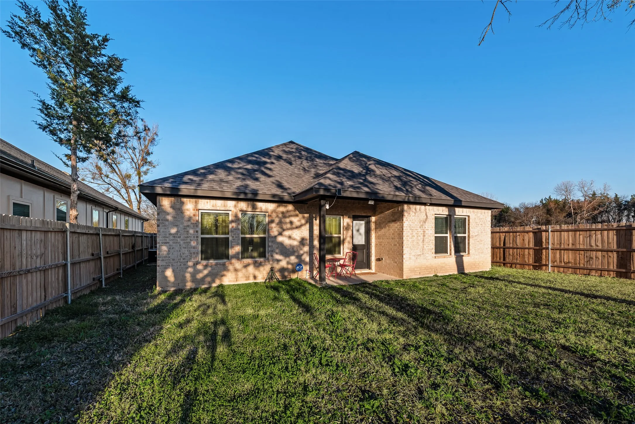 Single Family Residence For Sale in Dallas County , 4225 Elkins Avenue, Lancaster, Texas 75134, 4 Bedroom, 3 Bathroom, 2 Garage spaces, 2,193 Sqft, built in 2021, mls#21197268, Real Estate Agent in Lancaster, Homes For Sale in Dallas county, Homes For Sale in Lancaster, Realtor in Lancaster Texas, Real Estate Brokerage Independent Realty Texas, Luminita Cordes Realtor