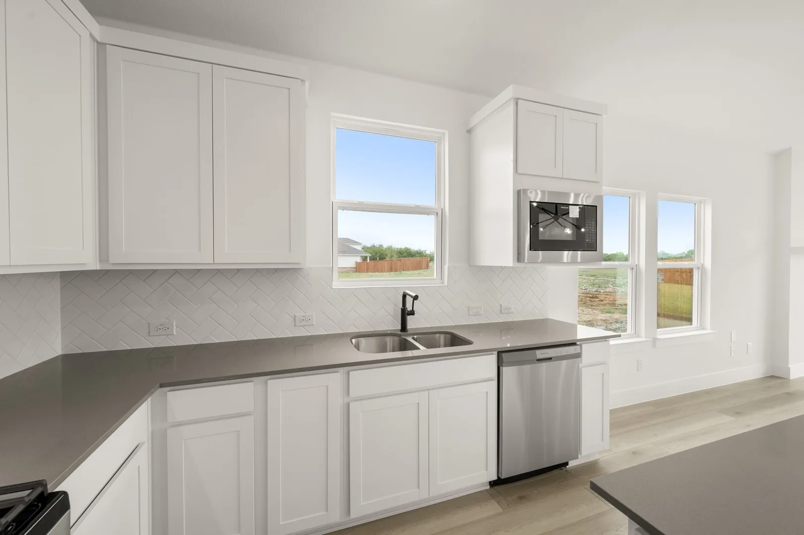 316 Sequoia- Kitchen-4