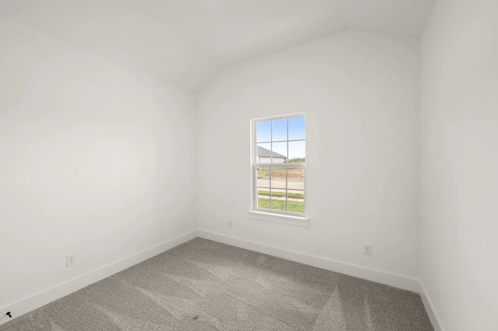 316 Sequoia- Bedroom-1