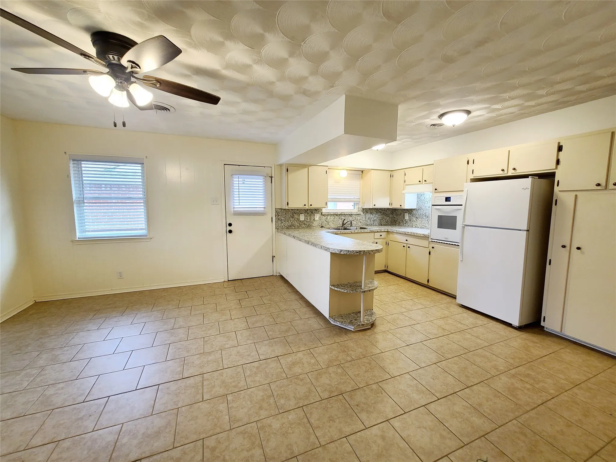 Duplex For Sale in Dallas County , 11040 Wyatt Street, Dallas, Texas 75218, 4 Bedrooms, 2 Bathrooms, 1 Garage spaces, 0 Sqft, built in 1959, Preowned, Price $450,000, mls#21197746, Real Estate Agent in Dallas, Homes For Sale in Dallas county, Homes For Sale in Dallas, Realtor in Dallas Texas, Real Estate Brokerage Independent Realty Texas, Luminita Cordes Realtor