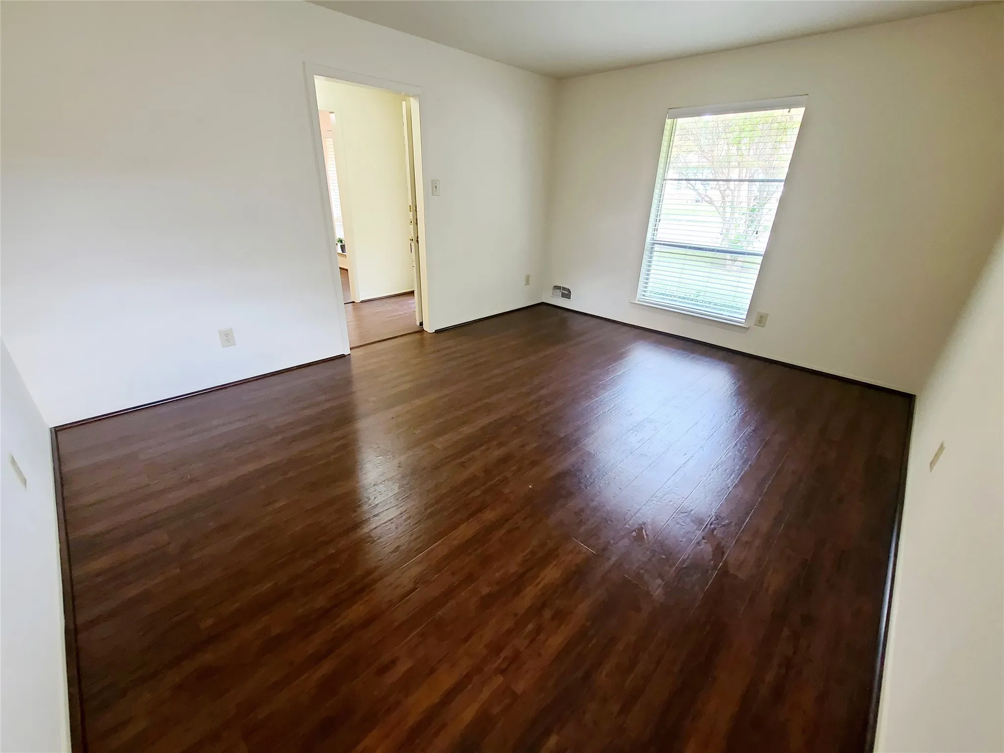 Duplex For Sale in Dallas County , 7434 Brentcove Circle, Dallas, Texas 75214, 4 Bedrooms, 4 Bathrooms, 2 Garage spaces, 0 Sqft, built in 1964, Preowned, Price $750,000, mls#21197347, Real Estate Agent in Dallas, Homes For Sale in Dallas county, Homes For Sale in Dallas, Realtor in Dallas Texas, Real Estate Brokerage Independent Realty Texas, Luminita Cordes Realtor