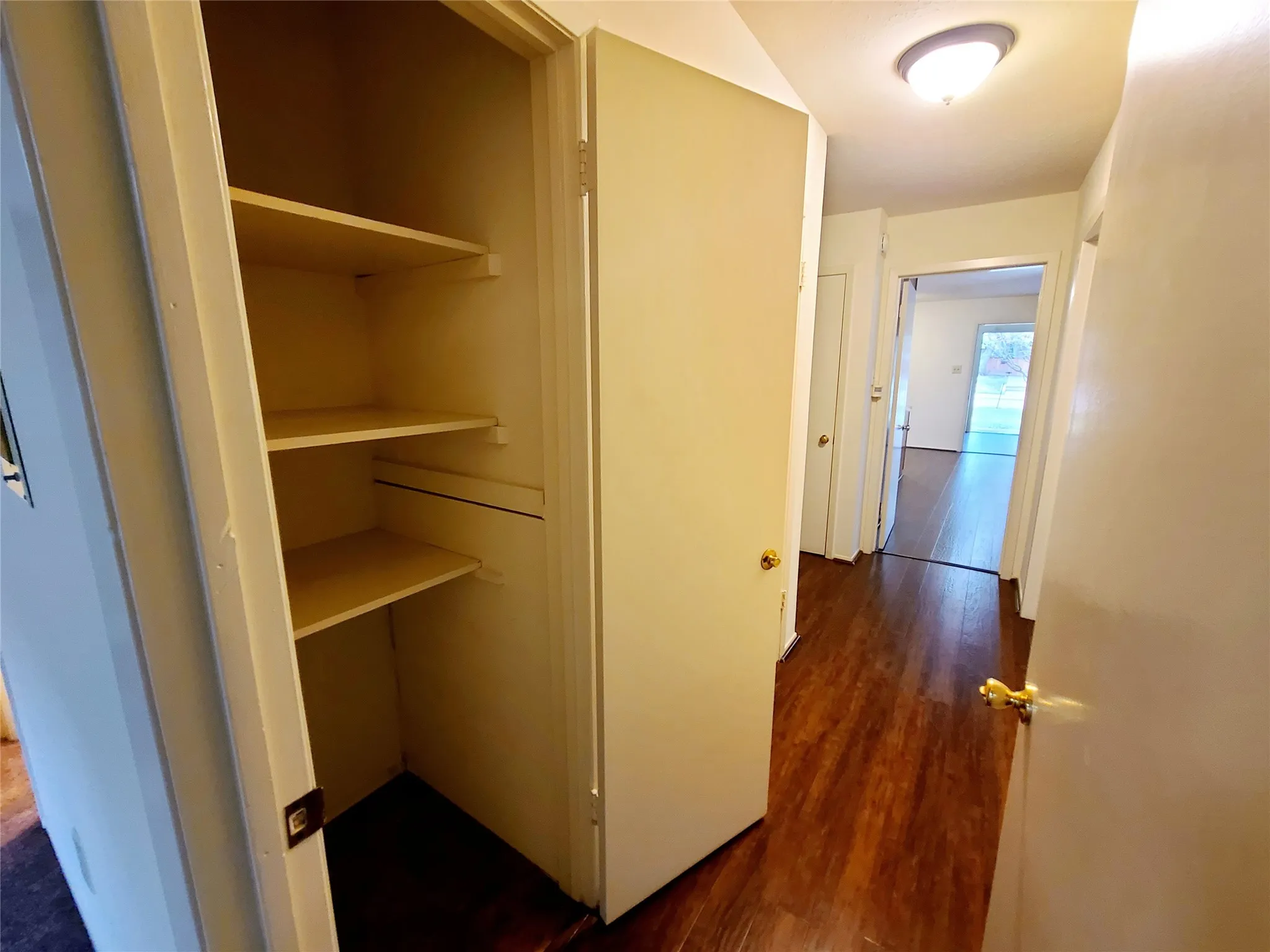 Duplex For Sale in Dallas County , 7434 Brentcove Circle, Dallas, Texas 75214, 4 Bedrooms, 4 Bathrooms, 2 Garage spaces, 0 Sqft, built in 1964, Preowned, Price $750,000, mls#21197347, Real Estate Agent in Dallas, Homes For Sale in Dallas county, Homes For Sale in Dallas, Realtor in Dallas Texas, Real Estate Brokerage Independent Realty Texas, Luminita Cordes Realtor