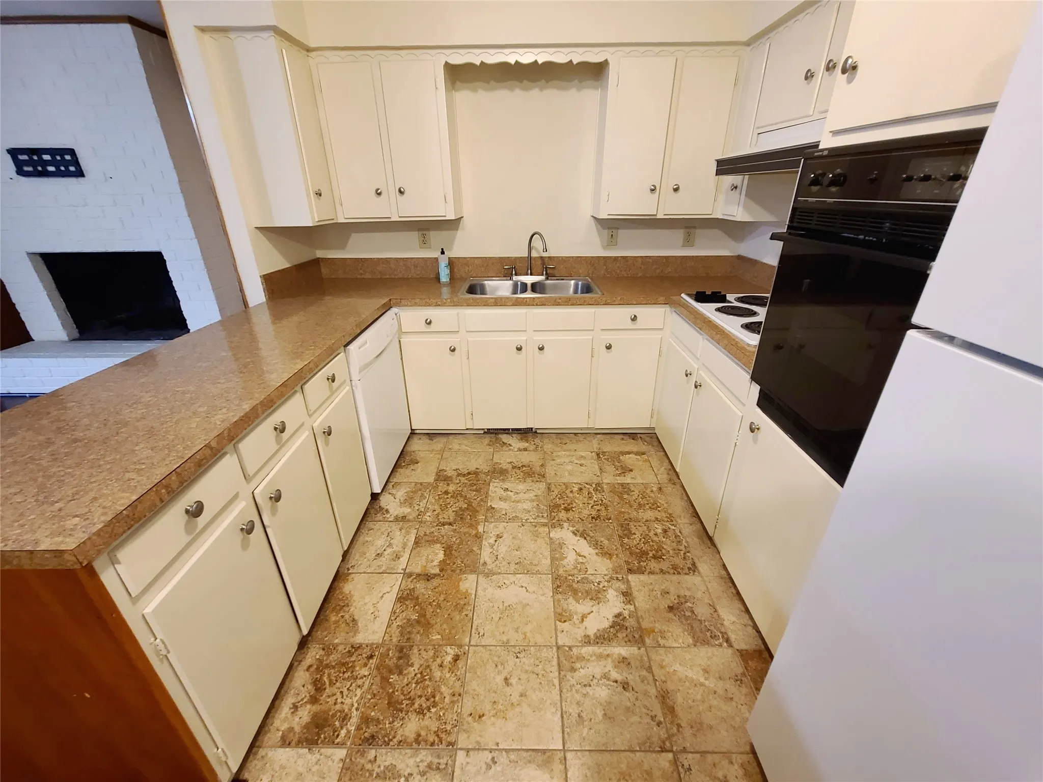 Duplex For Sale in Dallas County , 7434 Brentcove Circle, Dallas, Texas 75214, 4 Bedrooms, 4 Bathrooms, 2 Garage spaces, 0 Sqft, built in 1964, Preowned, Price $750,000, mls#21197347, Real Estate Agent in Dallas, Homes For Sale in Dallas county, Homes For Sale in Dallas, Realtor in Dallas Texas, Real Estate Brokerage Independent Realty Texas, Luminita Cordes Realtor
