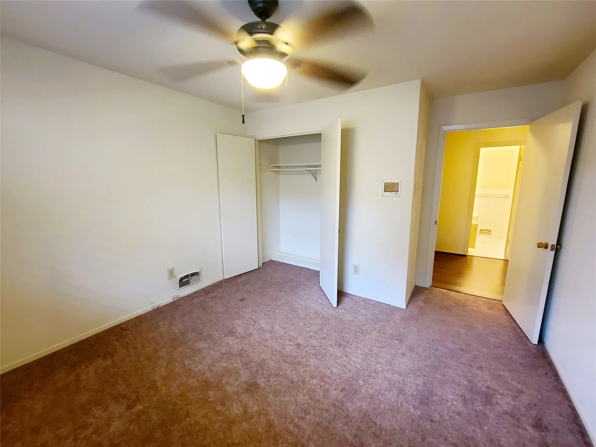 Duplex For Sale in Dallas County , 7434 Brentcove Circle, Dallas, Texas 75214, 4 Bedrooms, 4 Bathrooms, 2 Garage spaces, 0 Sqft, built in 1964, Preowned, Price $750,000, mls#21197347, Real Estate Agent in Dallas, Homes For Sale in Dallas county, Homes For Sale in Dallas, Realtor in Dallas Texas, Real Estate Brokerage Independent Realty Texas, Luminita Cordes Realtor