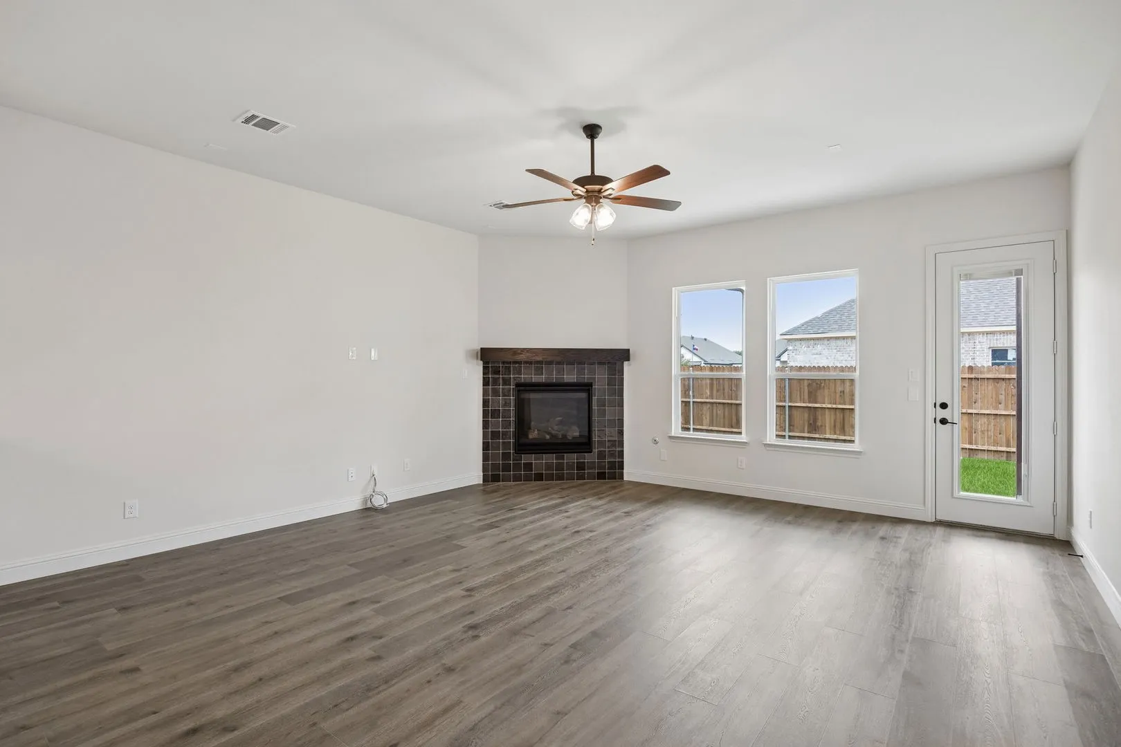 Single Family Residence For Sale in Denton County , 5308 Bardwell Drive, Denton, Texas 76226, 4 Bedroom, 4 Bathroom, 2 Garage spaces, 2,543 Sqft, built in 2026, New Construction - Complete, mls#21198410, Real Estate Agent in Denton, Homes For Sale in Denton county, Homes For Sale in Denton, Realtor in Denton Texas, Real Estate Brokerage Independent Realty Texas, Luminita Cordes Realtor