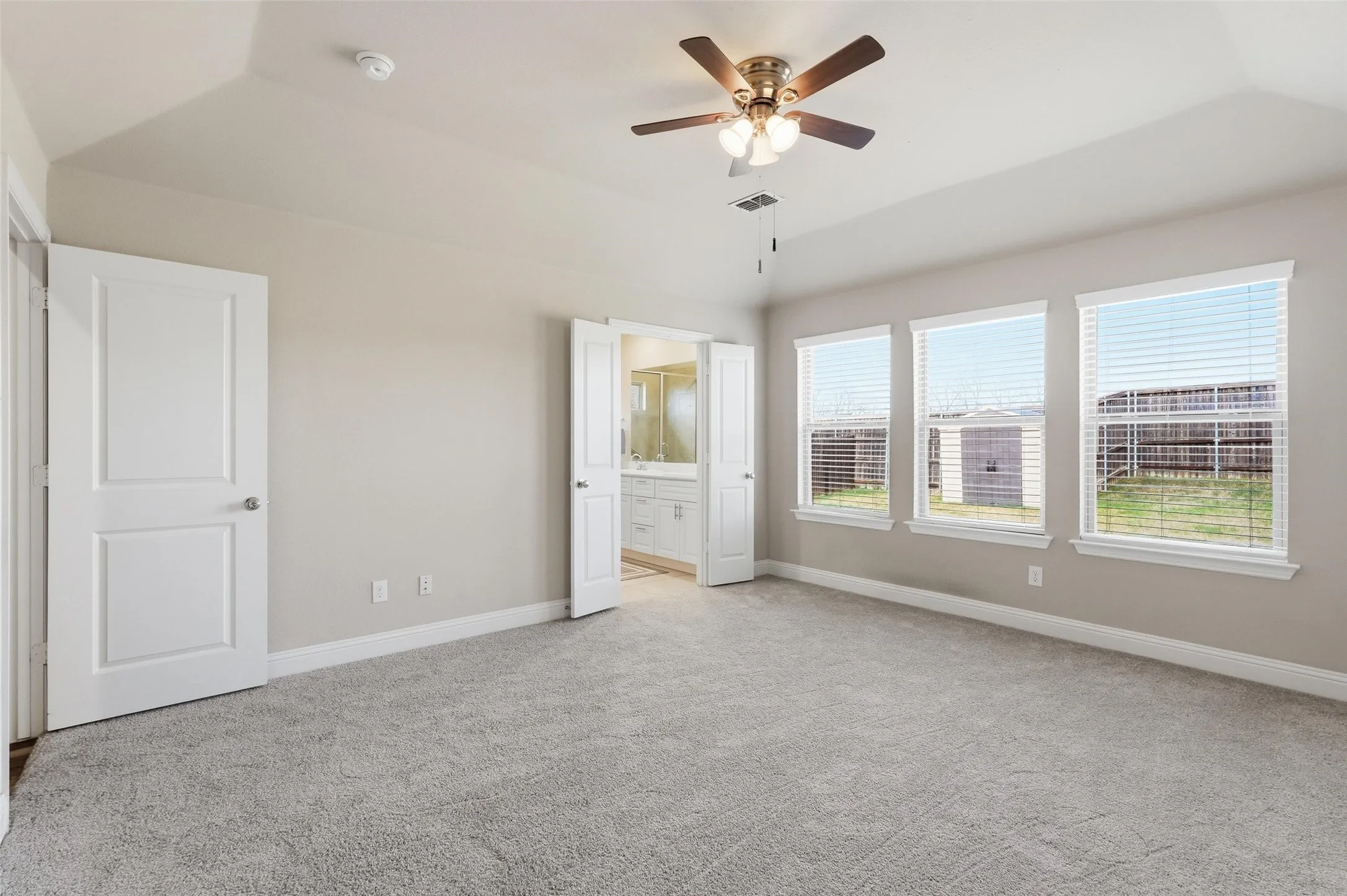 New carpet in all the bedrooms!