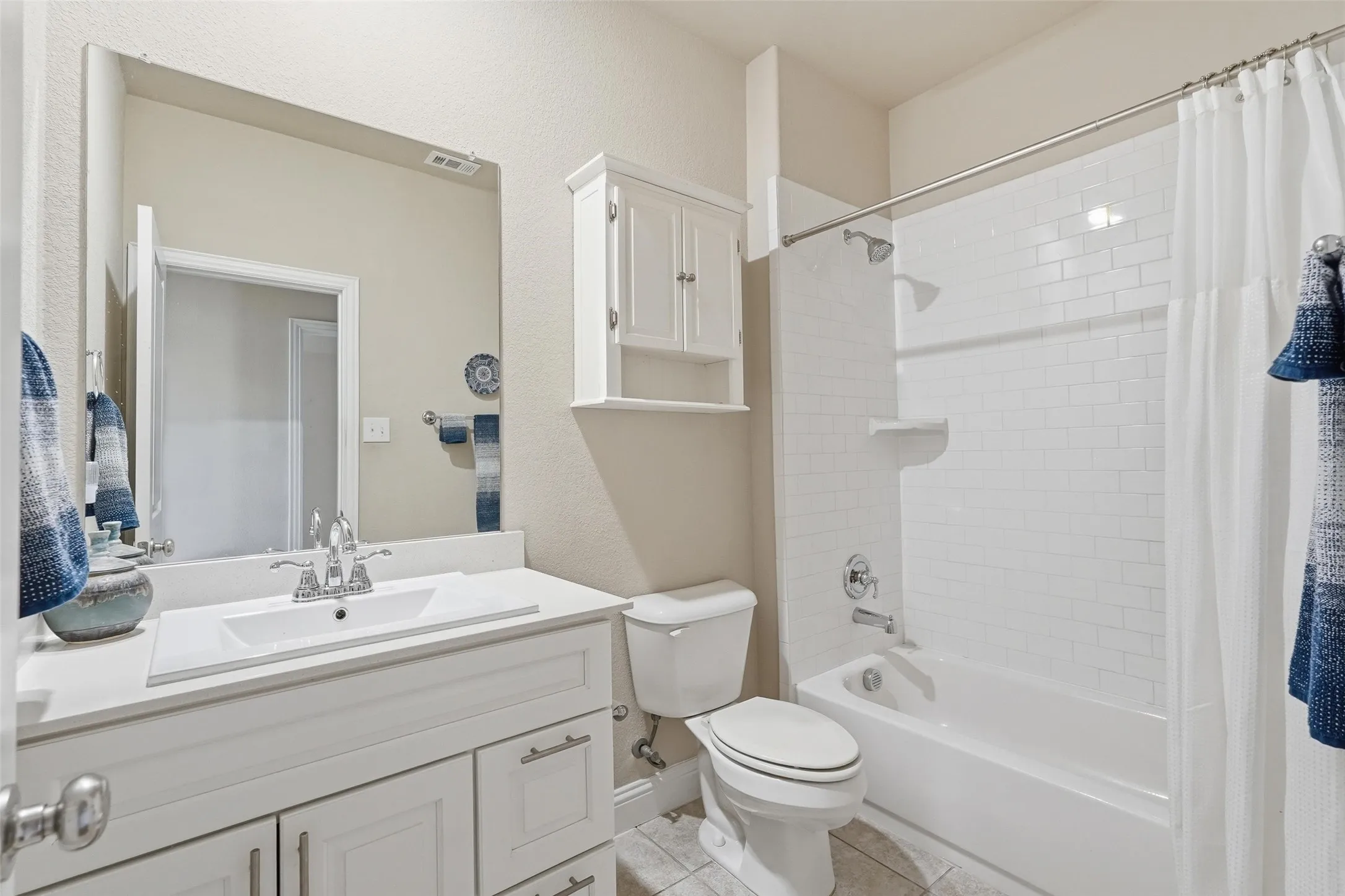 Secondary Bath