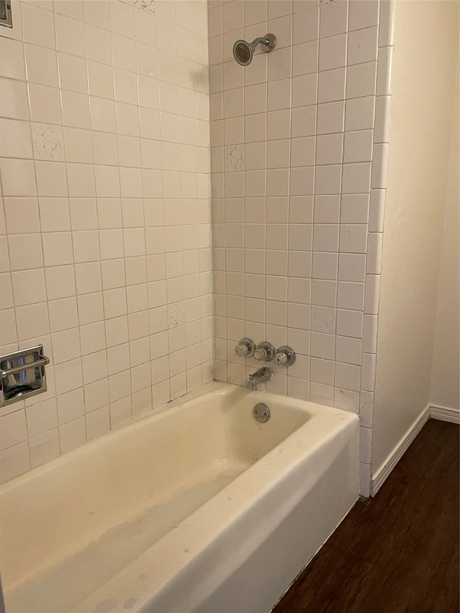 Single Family Residence For Sale in Dallas County , 123 EVELYN Street, De Soto, Texas 75115, 3 Bedrooms, 2 Bathrooms, 2 Garage spaces, 1,456 Sqft, built in 1968, Preowned, Price $225,000, mls#21198443, Real Estate Agent in De Soto, Homes For Sale in Dallas county, Homes For Sale in De Soto, Realtor in De Soto Texas, Real Estate Brokerage Independent Realty Texas, Luminita Cordes Realtor