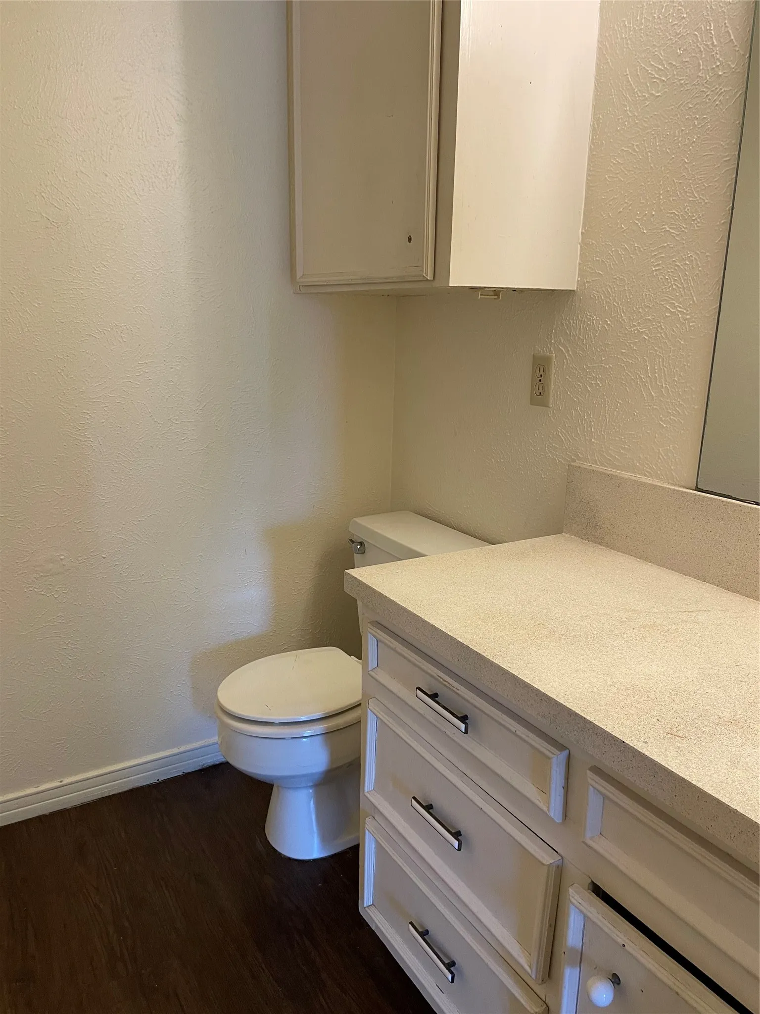 Single Family Residence For Sale in Dallas County , 123 EVELYN Street, De Soto, Texas 75115, 3 Bedrooms, 2 Bathrooms, 2 Garage spaces, 1,456 Sqft, built in 1968, Preowned, Price $225,000, mls#21198443, Real Estate Agent in De Soto, Homes For Sale in Dallas county, Homes For Sale in De Soto, Realtor in De Soto Texas, Real Estate Brokerage Independent Realty Texas, Luminita Cordes Realtor