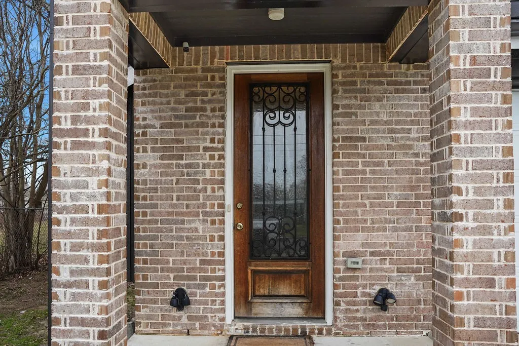 Single Family Residence For Sale in Hopkins County , 216 Craig Street, Sulphur Springs, Texas 75482, 3 Bedroom, 3 Bathroom, 2 Garage spaces, 1,877 Sqft, built in 2021, mls#21197901, Real Estate Agent in Sulphur Springs, Homes For Sale in Hopkins county, Homes For Sale in Sulphur Springs, Realtor in Sulphur Springs Texas, Real Estate Brokerage Independent Realty Texas, Luminita Cordes Realtor