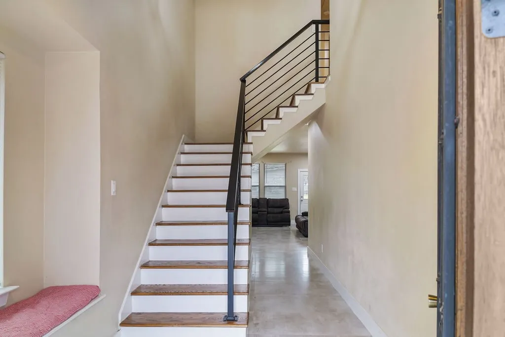 Single Family Residence For Sale in Hopkins County , 216 Craig Street, Sulphur Springs, Texas 75482, 3 Bedroom, 3 Bathroom, 2 Garage spaces, 1,877 Sqft, built in 2021, mls#21197901, Real Estate Agent in Sulphur Springs, Homes For Sale in Hopkins county, Homes For Sale in Sulphur Springs, Realtor in Sulphur Springs Texas, Real Estate Brokerage Independent Realty Texas, Luminita Cordes Realtor