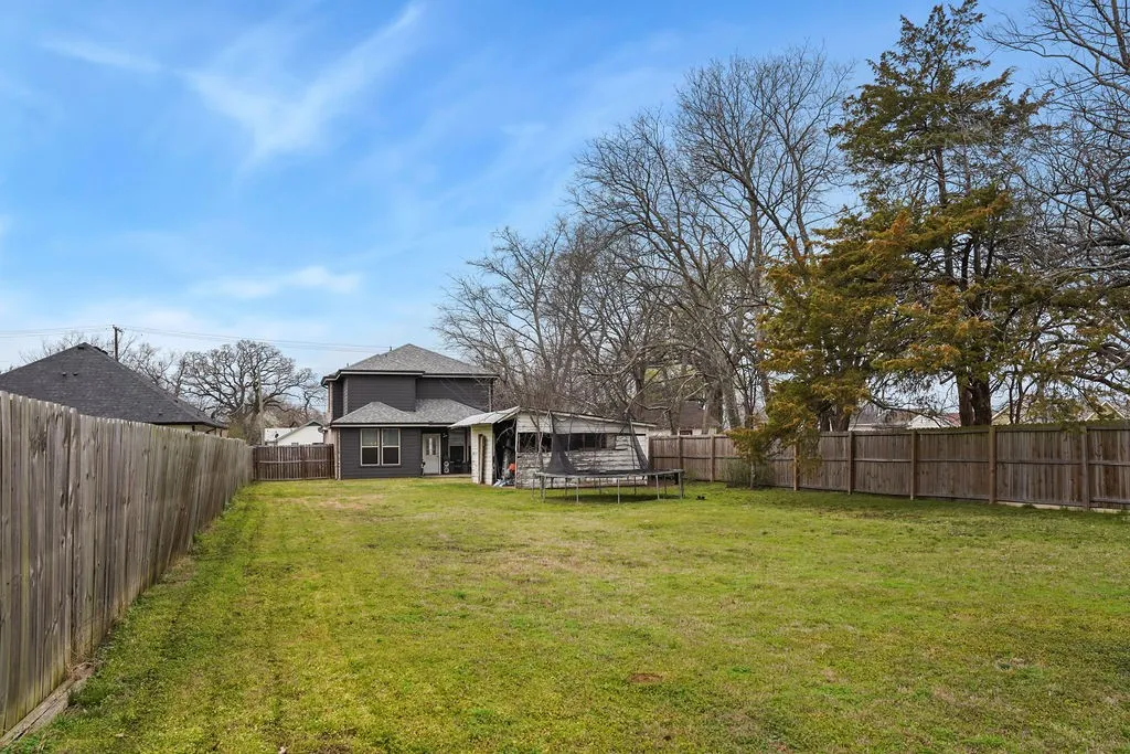 Single Family Residence For Sale in Hopkins County , 216 Craig Street, Sulphur Springs, Texas 75482, 3 Bedroom, 3 Bathroom, 2 Garage spaces, 1,877 Sqft, built in 2021, mls#21197901, Real Estate Agent in Sulphur Springs, Homes For Sale in Hopkins county, Homes For Sale in Sulphur Springs, Realtor in Sulphur Springs Texas, Real Estate Brokerage Independent Realty Texas, Luminita Cordes Realtor