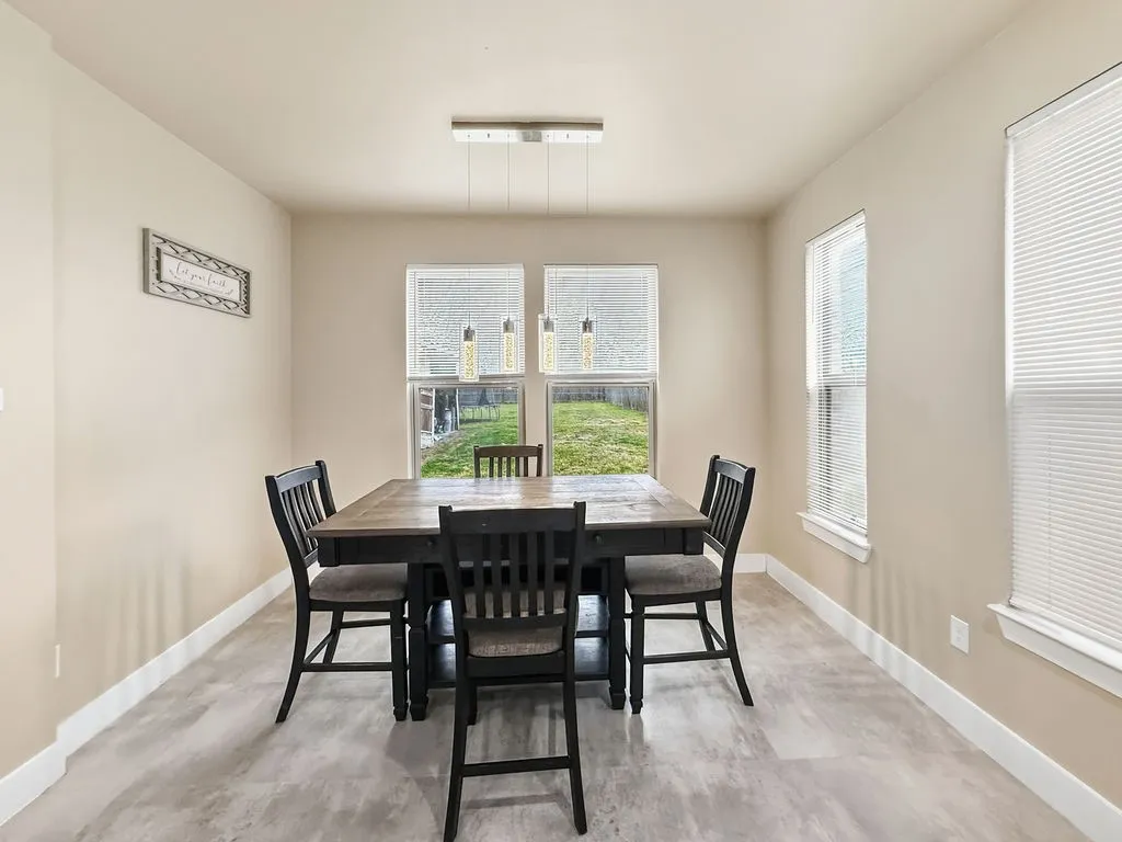 Single Family Residence For Sale in Hopkins County , 216 Craig Street, Sulphur Springs, Texas 75482, 3 Bedroom, 3 Bathroom, 2 Garage spaces, 1,877 Sqft, built in 2021, mls#21197901, Real Estate Agent in Sulphur Springs, Homes For Sale in Hopkins county, Homes For Sale in Sulphur Springs, Realtor in Sulphur Springs Texas, Real Estate Brokerage Independent Realty Texas, Luminita Cordes Realtor