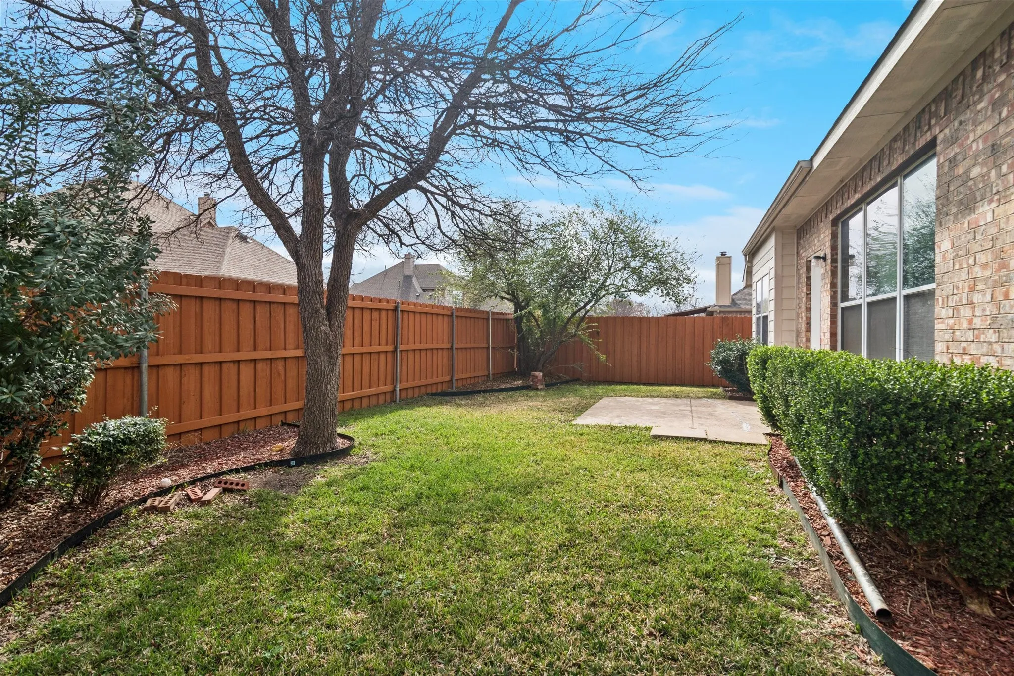 Single Family Residence For Rent in Denton County , 2657 Red Spruce Drive, Little Elm, Texas 75068, 4 Bedroom, 2 Bathroom, 2 Garage spaces, 2,004 Sqft, built in 2001, mls#21198519, Real Estate Agent in Little Elm, Homes For Rent in Denton county, Homes For Rent in Little Elm, Realtor in Little Elm Texas, Real Estate Brokerage Independent Realty Texas, Luminita Cordes Realtor