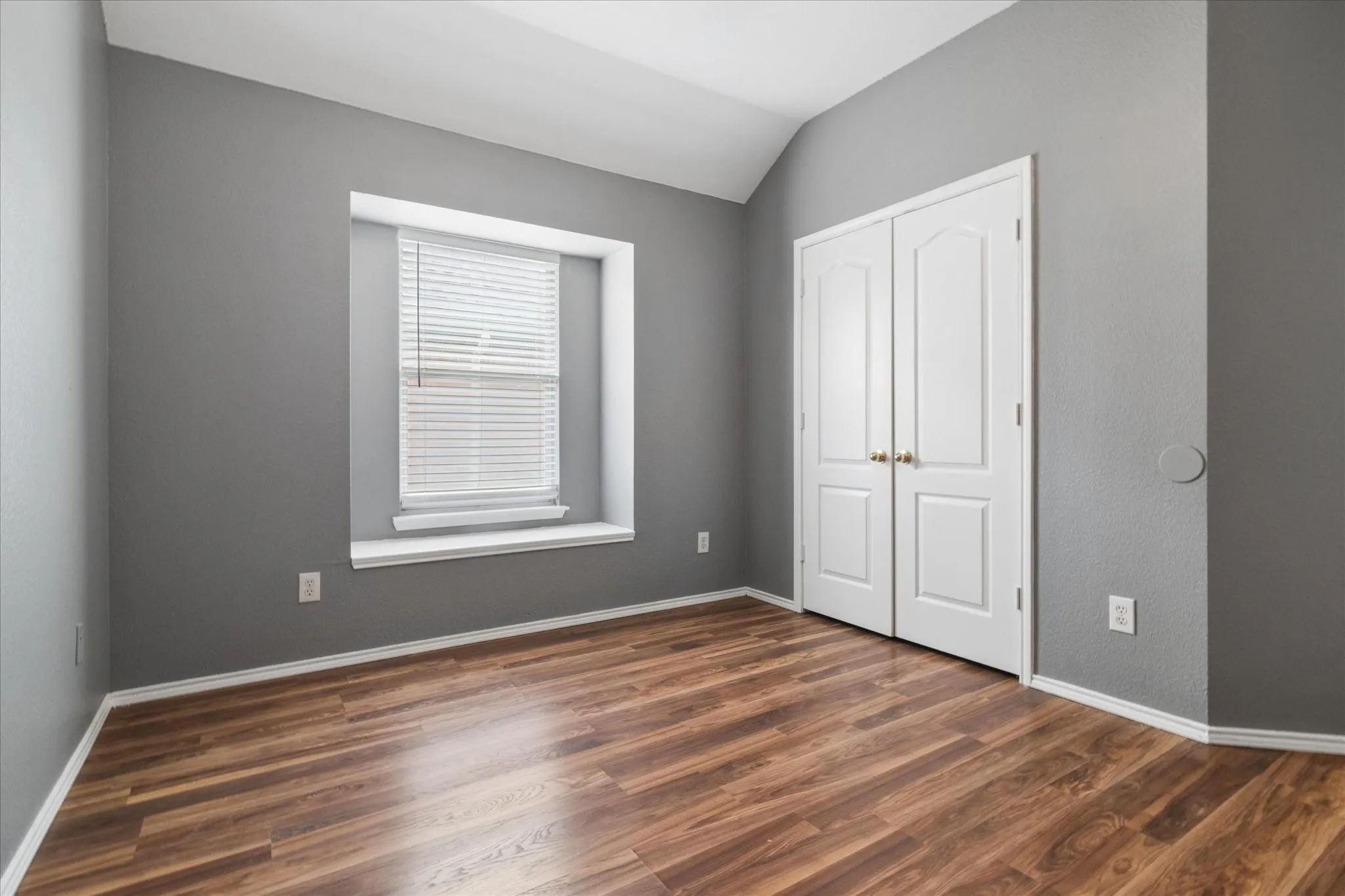 Single Family Residence For Rent in Denton County , 2657 Red Spruce Drive, Little Elm, Texas 75068, 4 Bedroom, 2 Bathroom, 2 Garage spaces, 2,004 Sqft, built in 2001, mls#21198519, Real Estate Agent in Little Elm, Homes For Rent in Denton county, Homes For Rent in Little Elm, Realtor in Little Elm Texas, Real Estate Brokerage Independent Realty Texas, Luminita Cordes Realtor