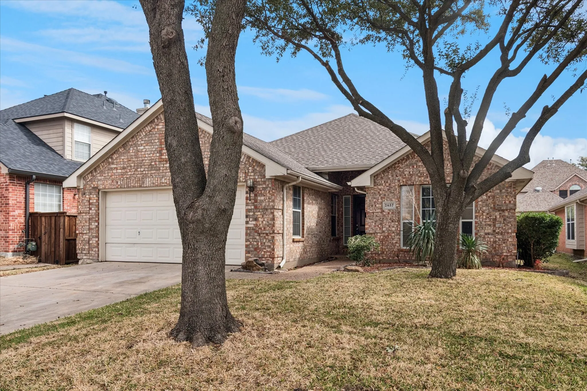 Single Family Residence For Rent in Denton County , 2657 Red Spruce Drive, Little Elm, Texas 75068, 4 Bedroom, 2 Bathroom, 2 Garage spaces, 2,004 Sqft, built in 2001, mls#21198519, Real Estate Agent in Little Elm, Homes For Rent in Denton county, Homes For Rent in Little Elm, Realtor in Little Elm Texas, Real Estate Brokerage Independent Realty Texas, Luminita Cordes Realtor