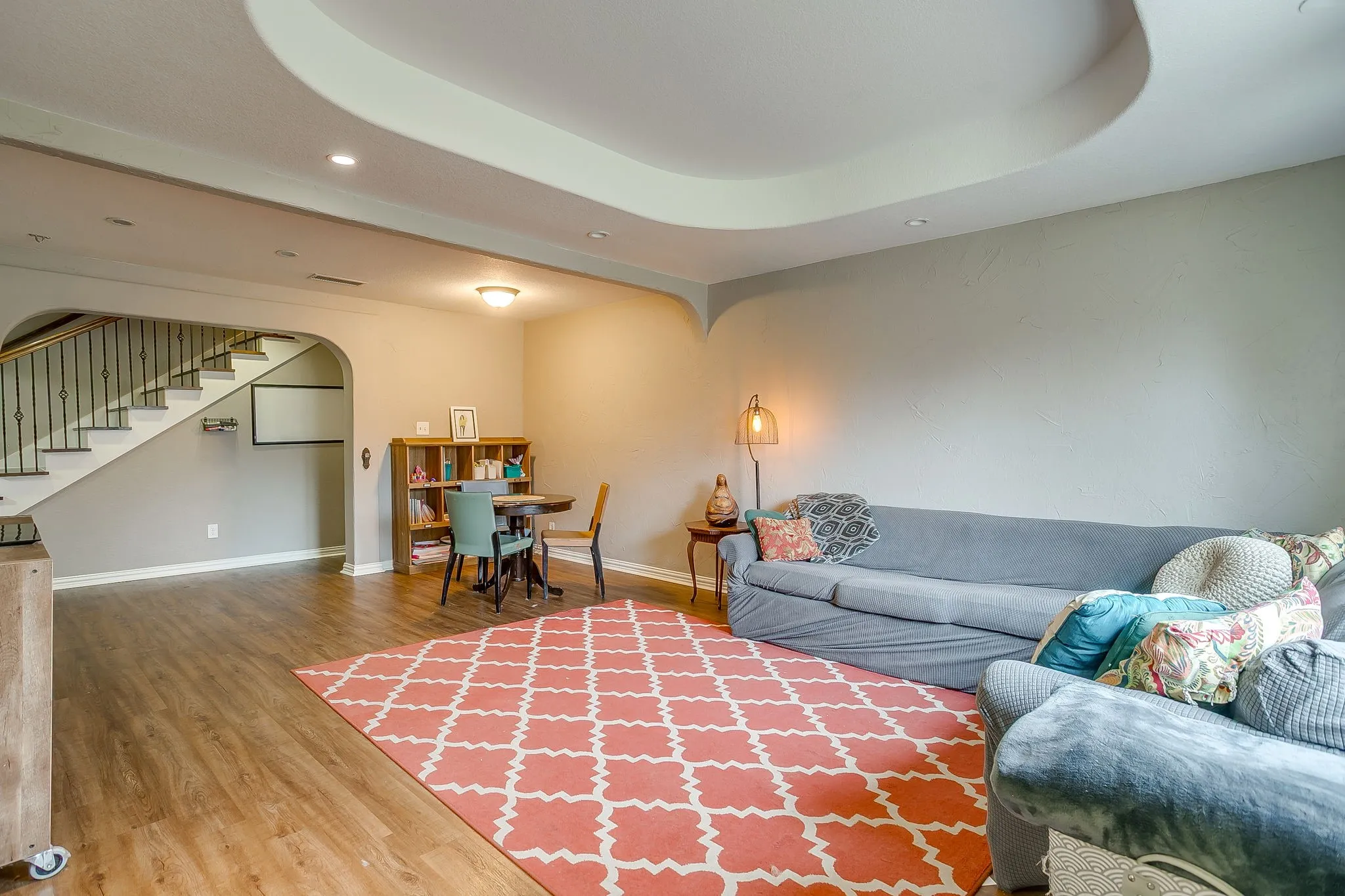 Single Family Residence For Sale in Tarrant County , 5305 Morley Avenue, Fort Worth, Texas 76133, 4 Bedroom, 3 Bathroom, 2 Garage spaces, 2,459 Sqft, built in 1957, mls#21197613, Real Estate Agent in Fort Worth, Homes For Sale in Tarrant county, Homes For Sale in Fort Worth, Realtor in Fort Worth Texas, Real Estate Brokerage Independent Realty Texas, Luminita Cordes Realtor