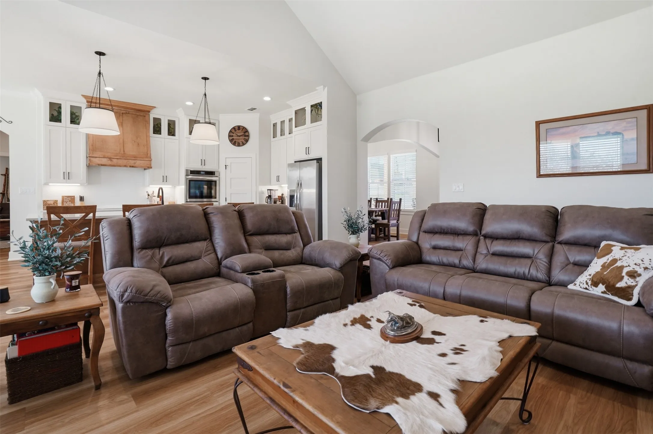 Great Open Concept for entertaining