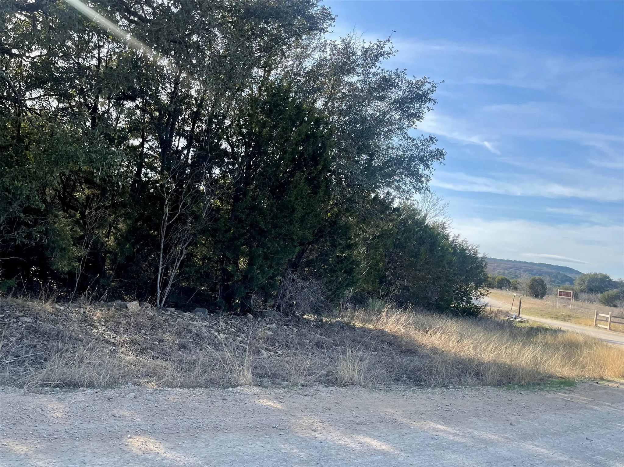 View from Arrowhead Road to Lakeshore Lane