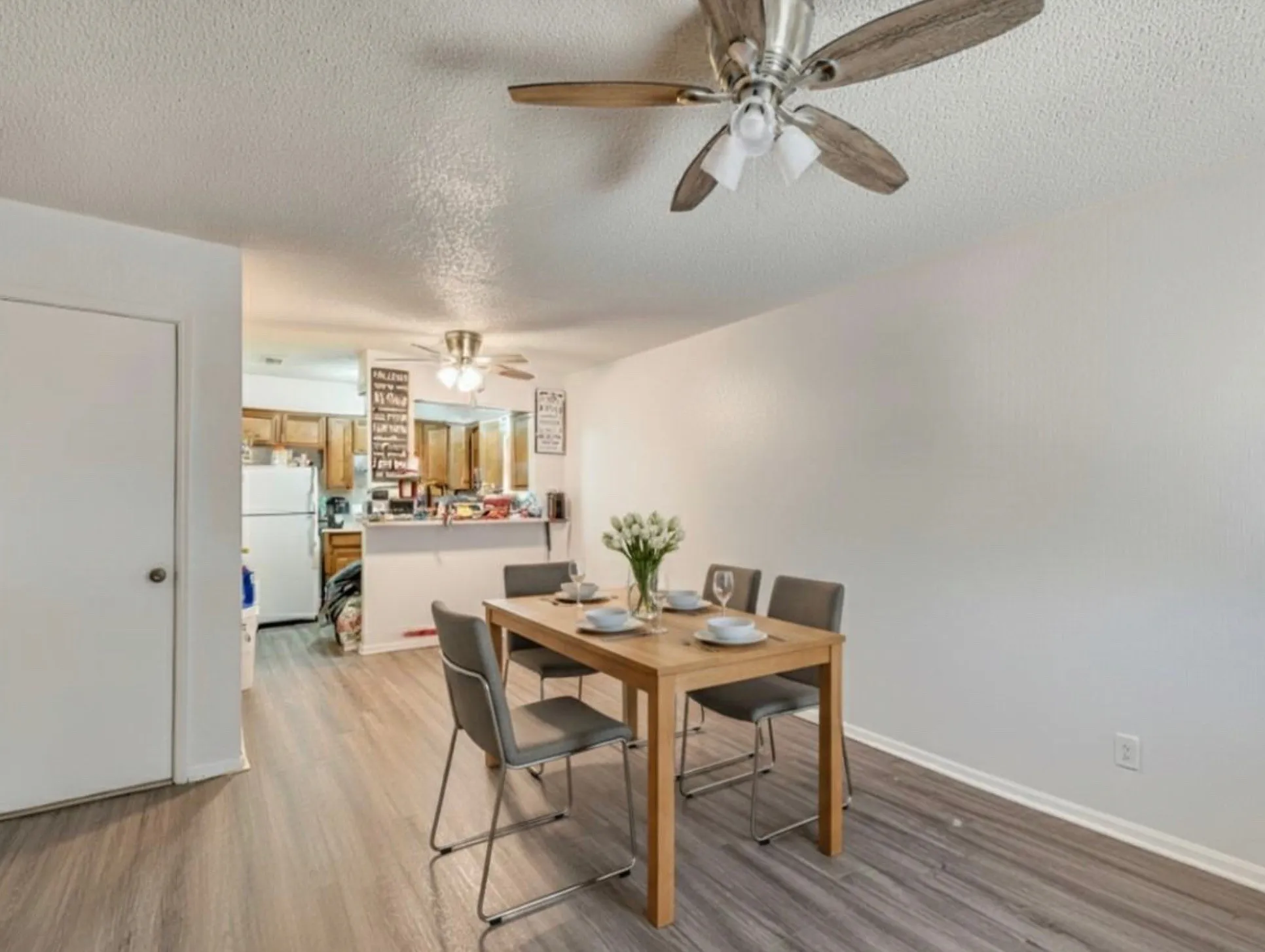 Duplex For Sale in Tarrant County , 518 Jordan Lane, Arlington, Texas 76012, 0, 2 Bathroom, Garage spaces, 0 Sqft, built in 1983, Preowned, mls#21197456, Real Estate Agent in Arlington, Homes For Sale in Tarrant county, Homes For Sale in Arlington, Realtor in Arlington Texas, Real Estate Brokerage Independent Realty Texas, Luminita Cordes Realtor
