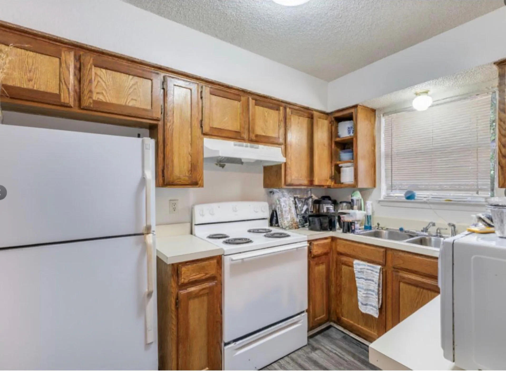 Duplex For Sale in Tarrant County , 518 Jordan Lane, Arlington, Texas 76012, 0, 2 Bathroom, Garage spaces, 0 Sqft, built in 1983, Preowned, mls#21197456, Real Estate Agent in Arlington, Homes For Sale in Tarrant county, Homes For Sale in Arlington, Realtor in Arlington Texas, Real Estate Brokerage Independent Realty Texas, Luminita Cordes Realtor