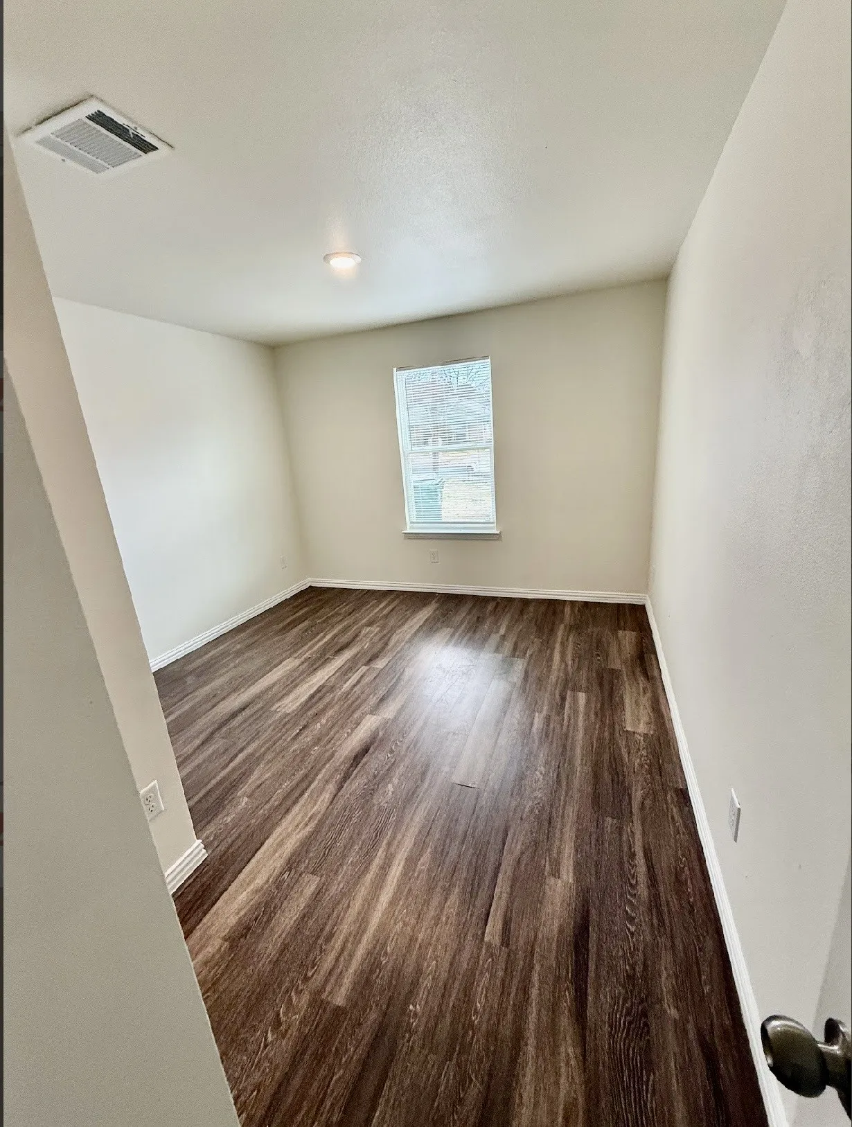 Duplex For Sale in Bell County , 812 S 22nd Street, Temple, Texas 76501, 6 Bedroom, 4 Bathroom, Garage spaces, 0 Sqft, built in 2022, Preowned, mls#21198540, Real Estate Agent in Temple, Homes For Sale in Bell county, Homes For Sale in Temple, Realtor in Temple Texas, Real Estate Brokerage Independent Realty Texas, Luminita Cordes Realtor