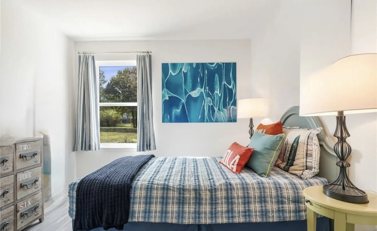 Duplex For Sale in Bell County , 812 S 22nd Street, Temple, Texas 76501, 6 Bedroom, 4 Bathroom, Garage spaces, 0 Sqft, built in 2022, Preowned, mls#21198540, Real Estate Agent in Temple, Homes For Sale in Bell county, Homes For Sale in Temple, Realtor in Temple Texas, Real Estate Brokerage Independent Realty Texas, Luminita Cordes Realtor