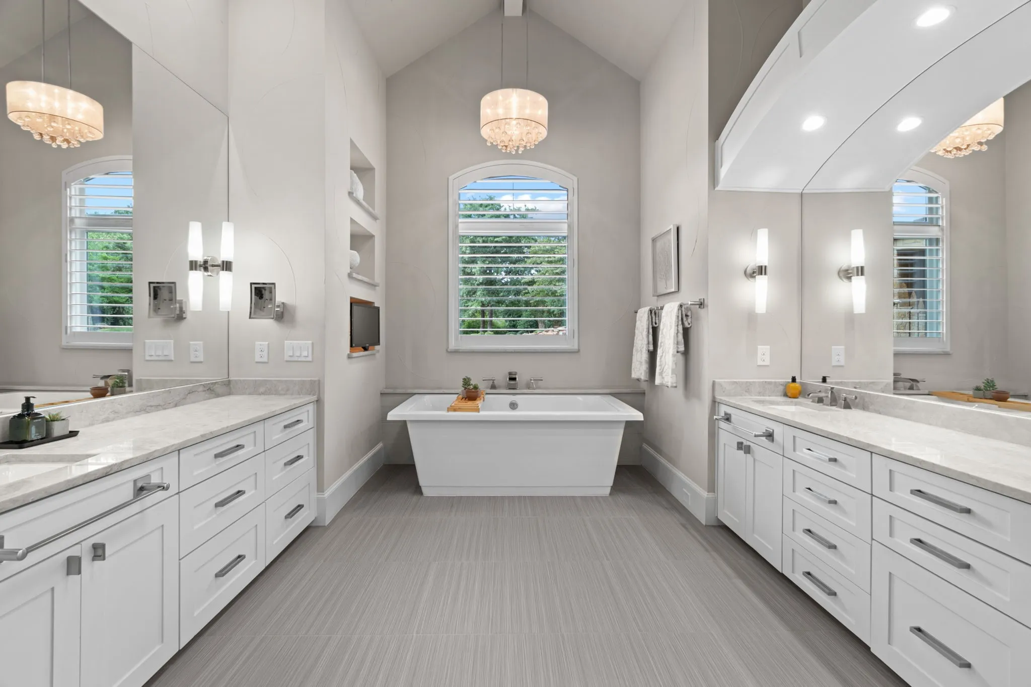 Single Family Residence For Sale in Denton County , 1908 Point De Vue Drive, Flower Mound, Texas 75022, 7 Bedrooms, 9 Bathrooms, 6 Garage spaces, 10,483 Sqft, built in 2015, Preowned, Price $5,600,000, mls#21198717, Real Estate Agent in Flower Mound, Homes For Sale in Denton county, Homes For Sale in Flower Mound, Realtor in Flower Mound Texas, Real Estate Brokerage Independent Realty Texas, Luminita Cordes Realtor