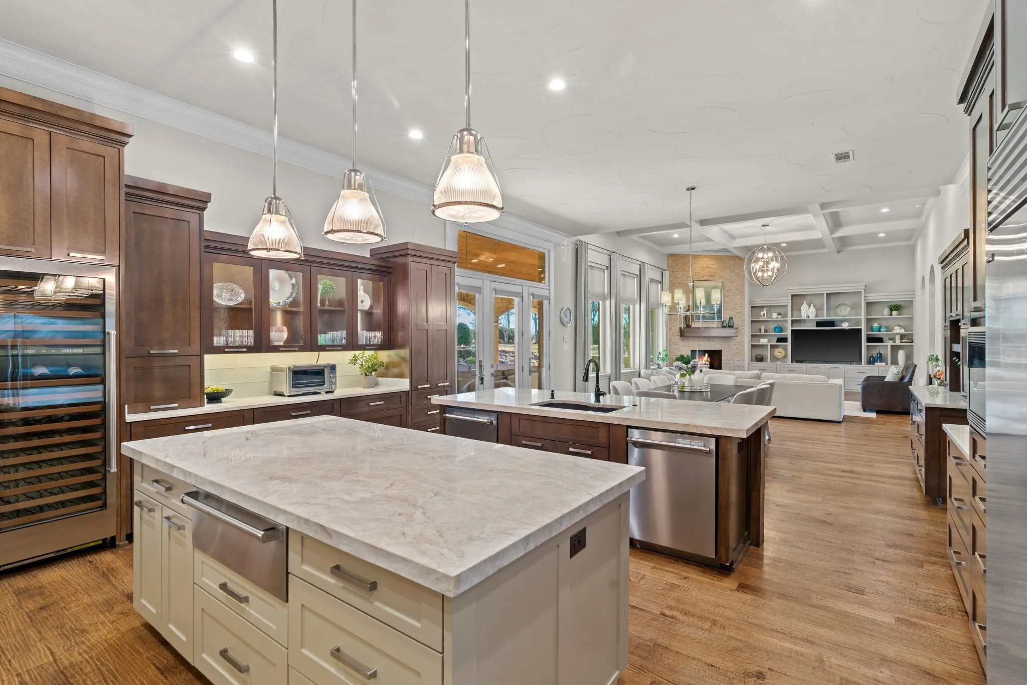 Single Family Residence For Sale in Denton County , 1908 Point De Vue Drive, Flower Mound, Texas 75022, 7 Bedrooms, 9 Bathrooms, 6 Garage spaces, 10,483 Sqft, built in 2015, Preowned, Price $5,600,000, mls#21198717, Real Estate Agent in Flower Mound, Homes For Sale in Denton county, Homes For Sale in Flower Mound, Realtor in Flower Mound Texas, Real Estate Brokerage Independent Realty Texas, Luminita Cordes Realtor
