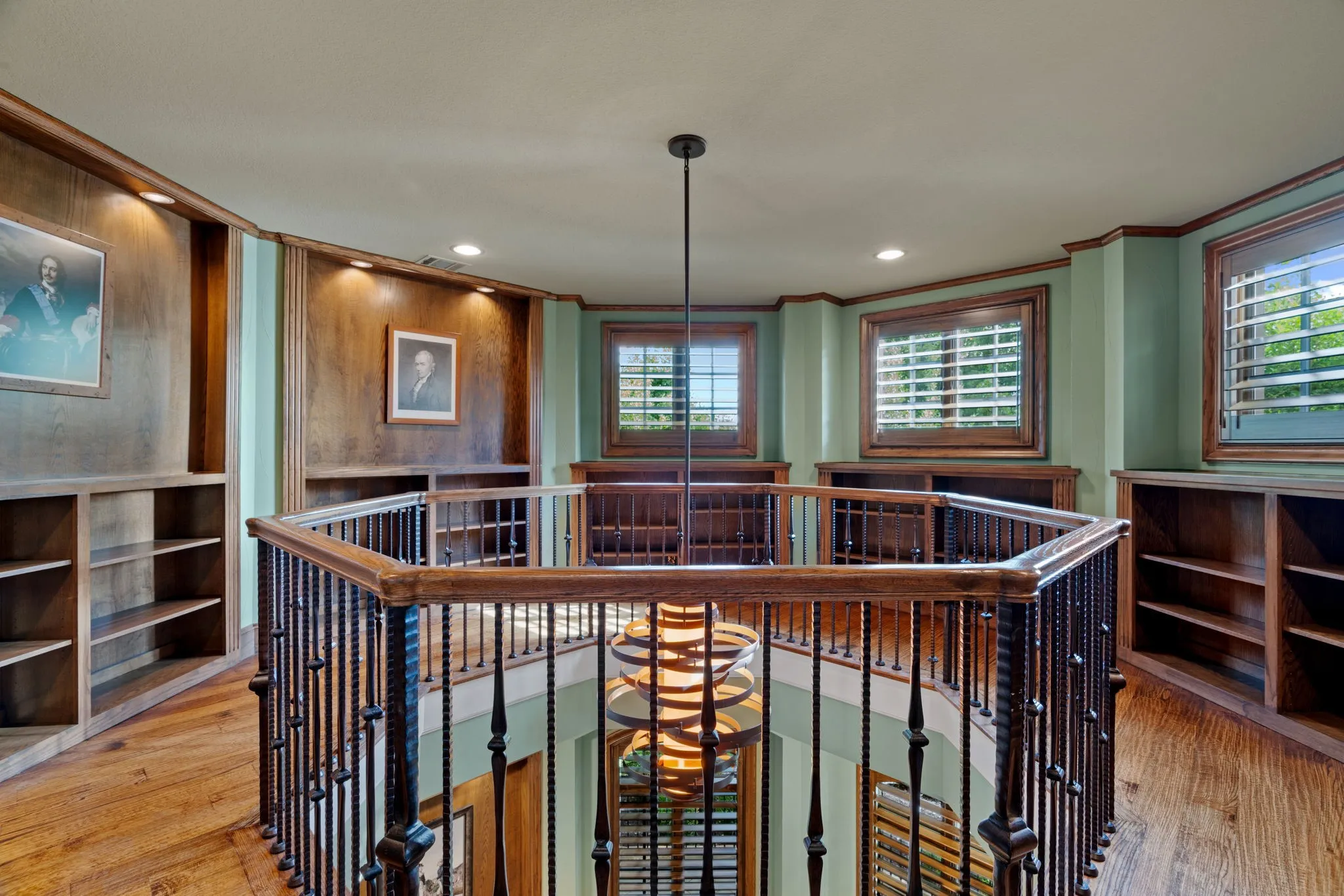 Single Family Residence For Sale in Denton County , 1908 Point De Vue Drive, Flower Mound, Texas 75022, 7 Bedrooms, 9 Bathrooms, 6 Garage spaces, 10,483 Sqft, built in 2015, Preowned, Price $5,600,000, mls#21198717, Real Estate Agent in Flower Mound, Homes For Sale in Denton county, Homes For Sale in Flower Mound, Realtor in Flower Mound Texas, Real Estate Brokerage Independent Realty Texas, Luminita Cordes Realtor