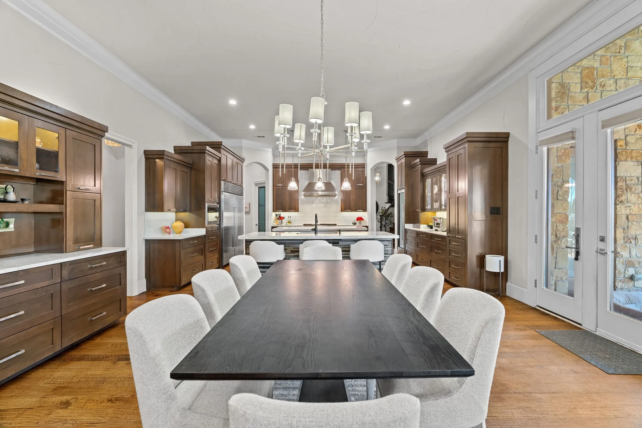 Single Family Residence For Sale in Denton County , 1908 Point De Vue Drive, Flower Mound, Texas 75022, 7 Bedrooms, 9 Bathrooms, 6 Garage spaces, 10,483 Sqft, built in 2015, Preowned, Price $5,600,000, mls#21198717, Real Estate Agent in Flower Mound, Homes For Sale in Denton county, Homes For Sale in Flower Mound, Realtor in Flower Mound Texas, Real Estate Brokerage Independent Realty Texas, Luminita Cordes Realtor