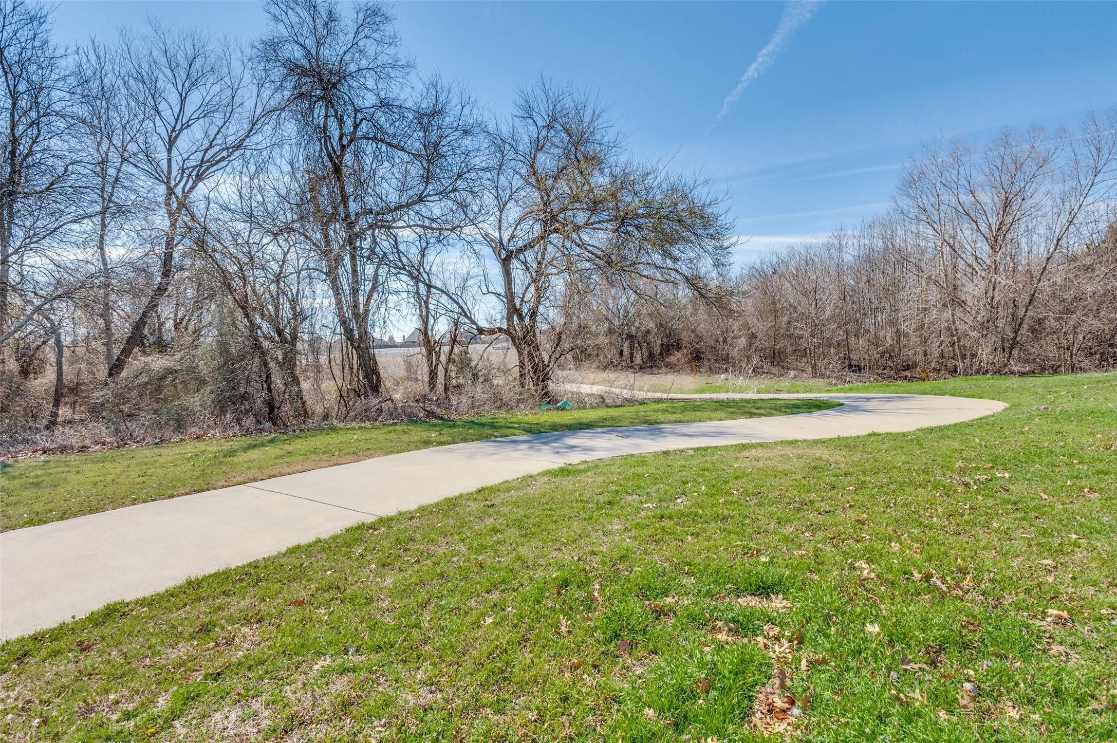 Nearby Walking Trail