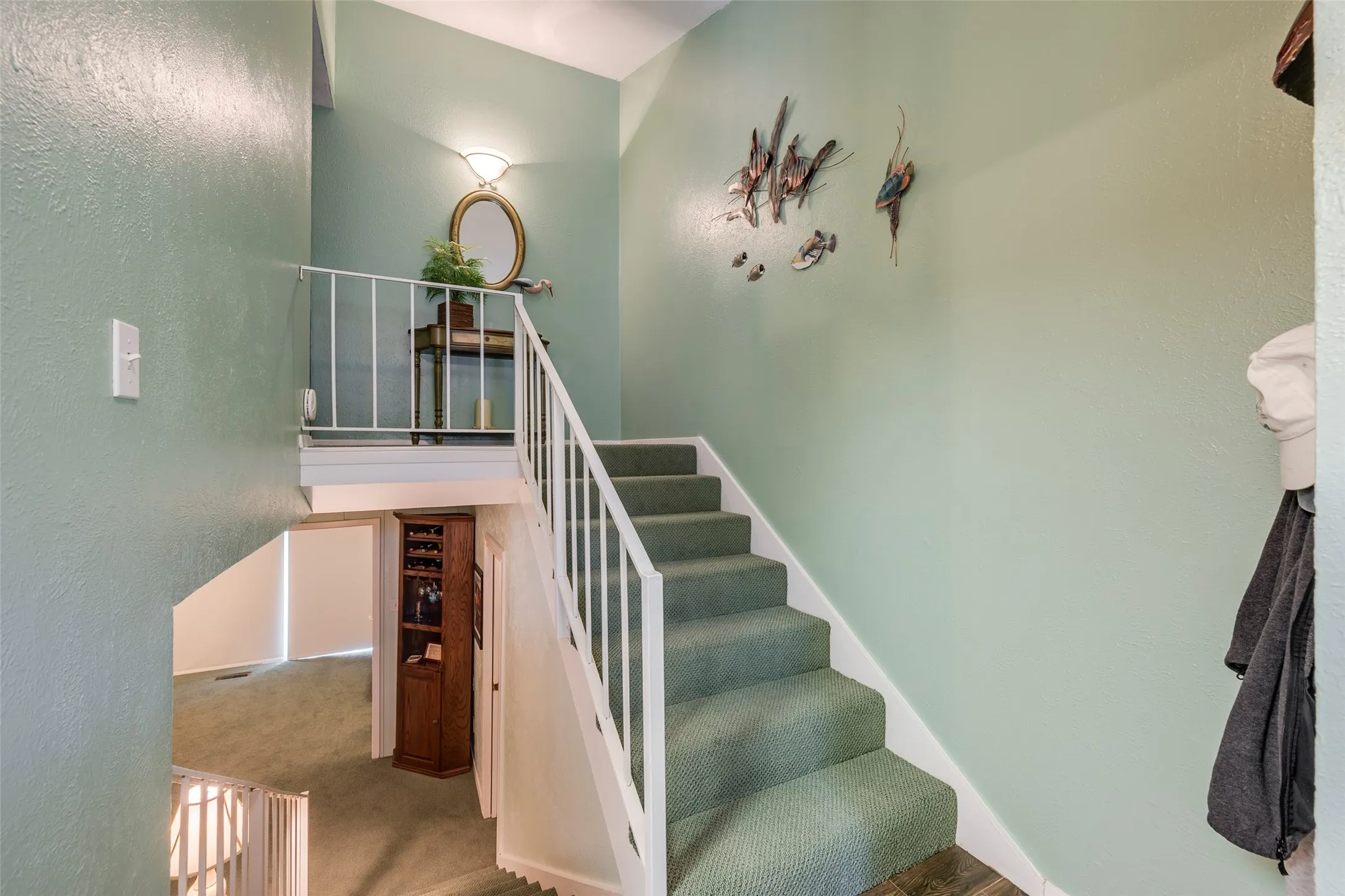 Condominium For Sale in Hood County , 5200 Country Club Drive, De Cordova, Texas 76049, 2 Bedroom, 2 Bathroom, 1 Garage spaces, 903 Sqft, built in 1973, Preowned, mls#21198750, Real Estate Agent in De Cordova, Homes For Sale in Hood county, Homes For Sale in De Cordova, Realtor in De Cordova Texas, Real Estate Brokerage Independent Realty Texas, Luminita Cordes Realtor