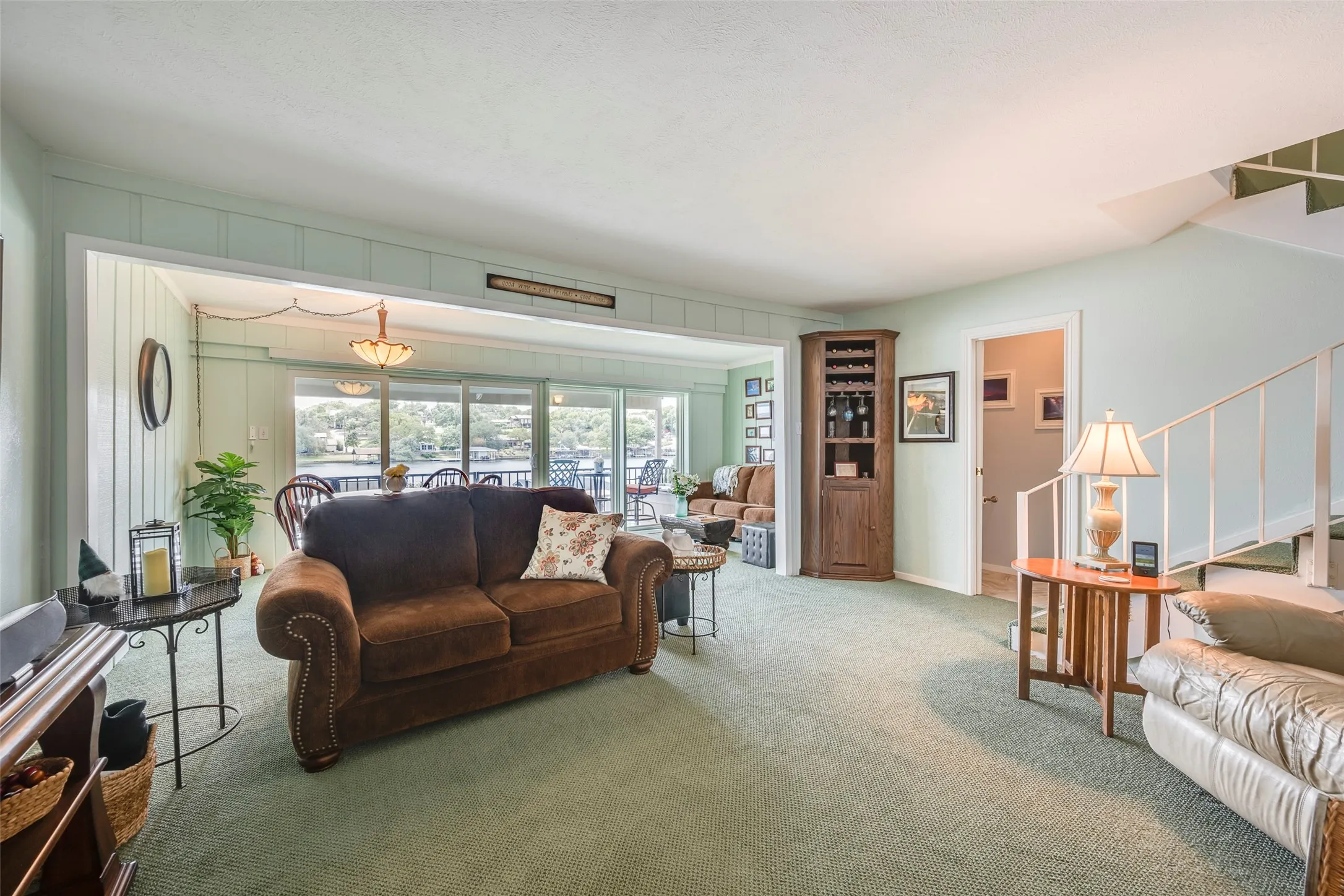 Condominium For Sale in Hood County , 5200 Country Club Drive, De Cordova, Texas 76049, 2 Bedroom, 2 Bathroom, 1 Garage spaces, 903 Sqft, built in 1973, Preowned, mls#21198750, Real Estate Agent in De Cordova, Homes For Sale in Hood county, Homes For Sale in De Cordova, Realtor in De Cordova Texas, Real Estate Brokerage Independent Realty Texas, Luminita Cordes Realtor