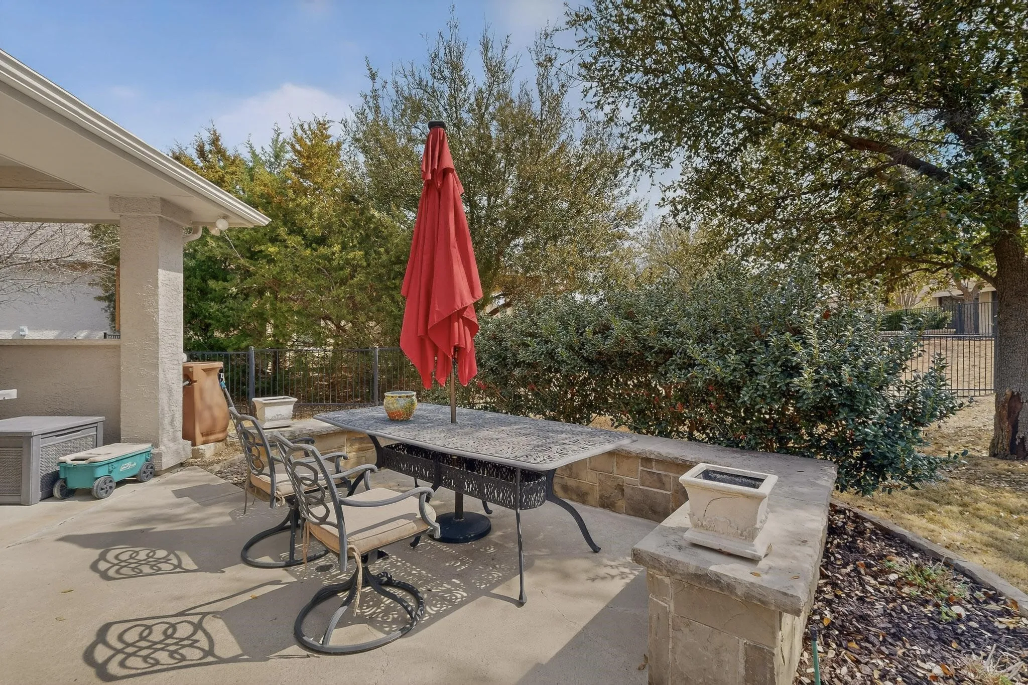 Patio seating wall